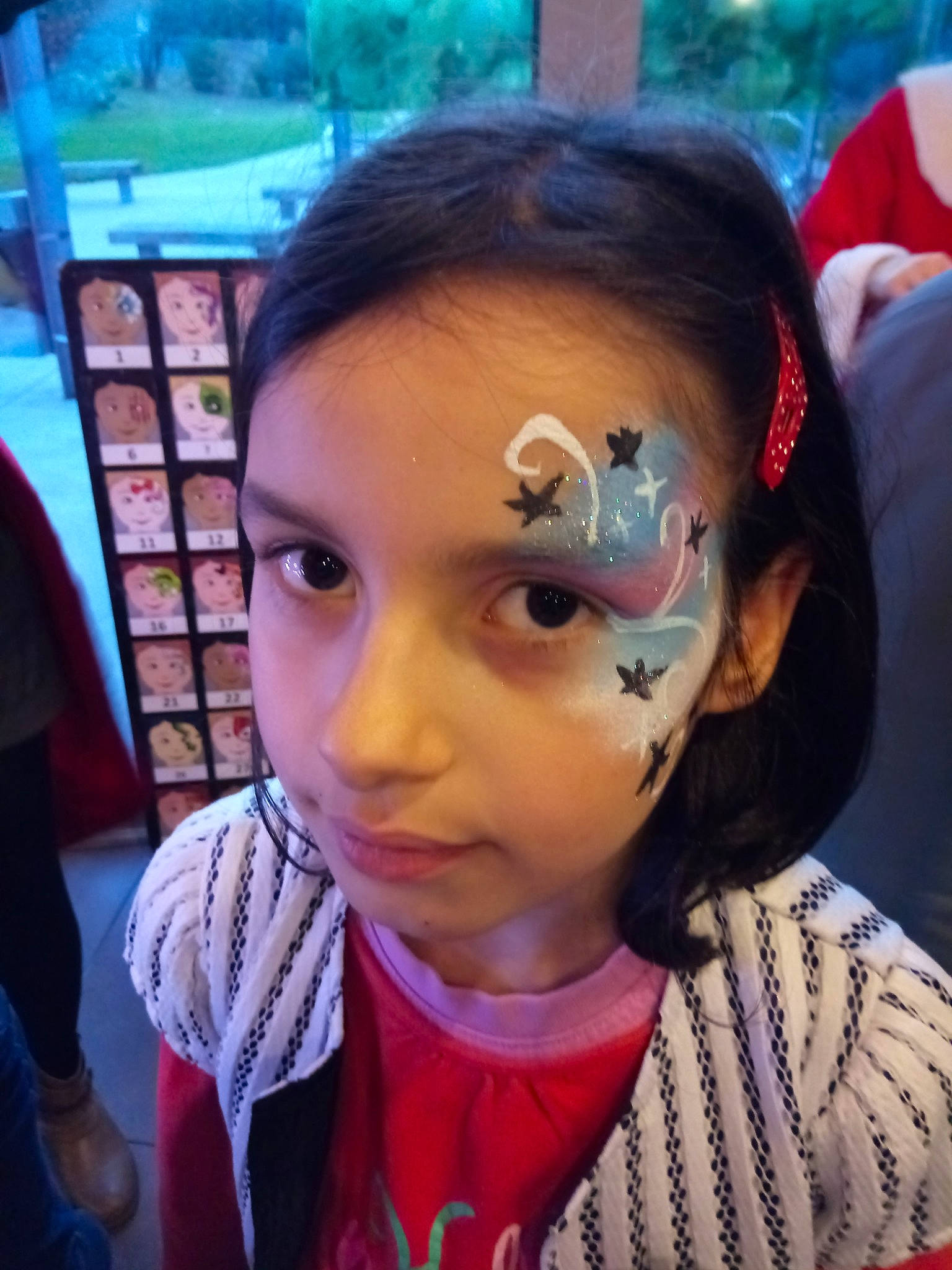 Amel participe au concours pour gagner de l'argent avec cette photo : black_hair, cheek, child, ear, eye, eyebrow, face, forehead, girl, head, mouth, nose, person, product, skin, toddler