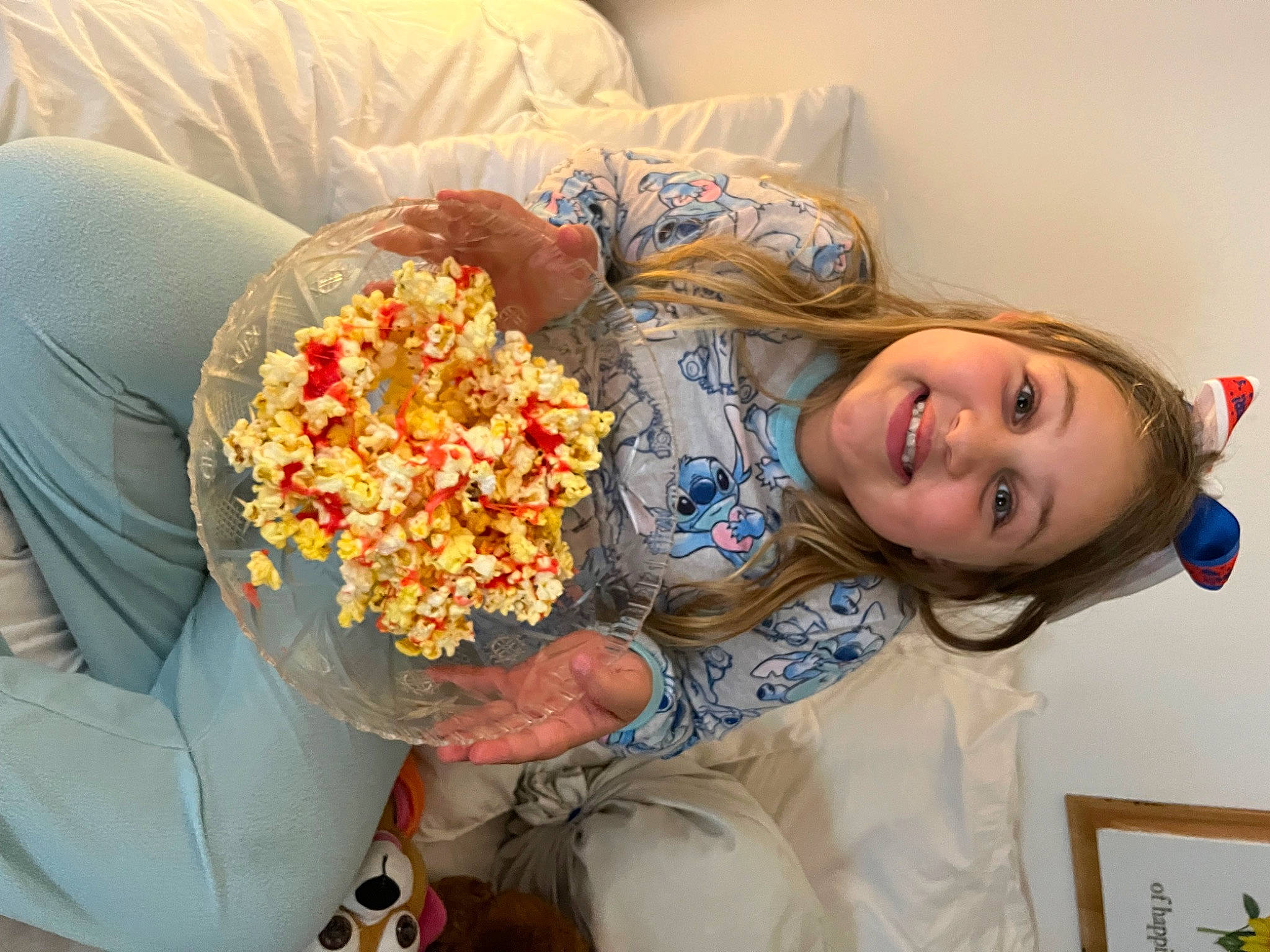 Mia-rose is registered to the contest to win money with this photo: bouquet, child, comfort, cuisine, cut_flowers, dish, event, floral_design, floristry, flower, flower_arranging, food, happy, ingredient, joy, junk_food, person, petal, plant, smile