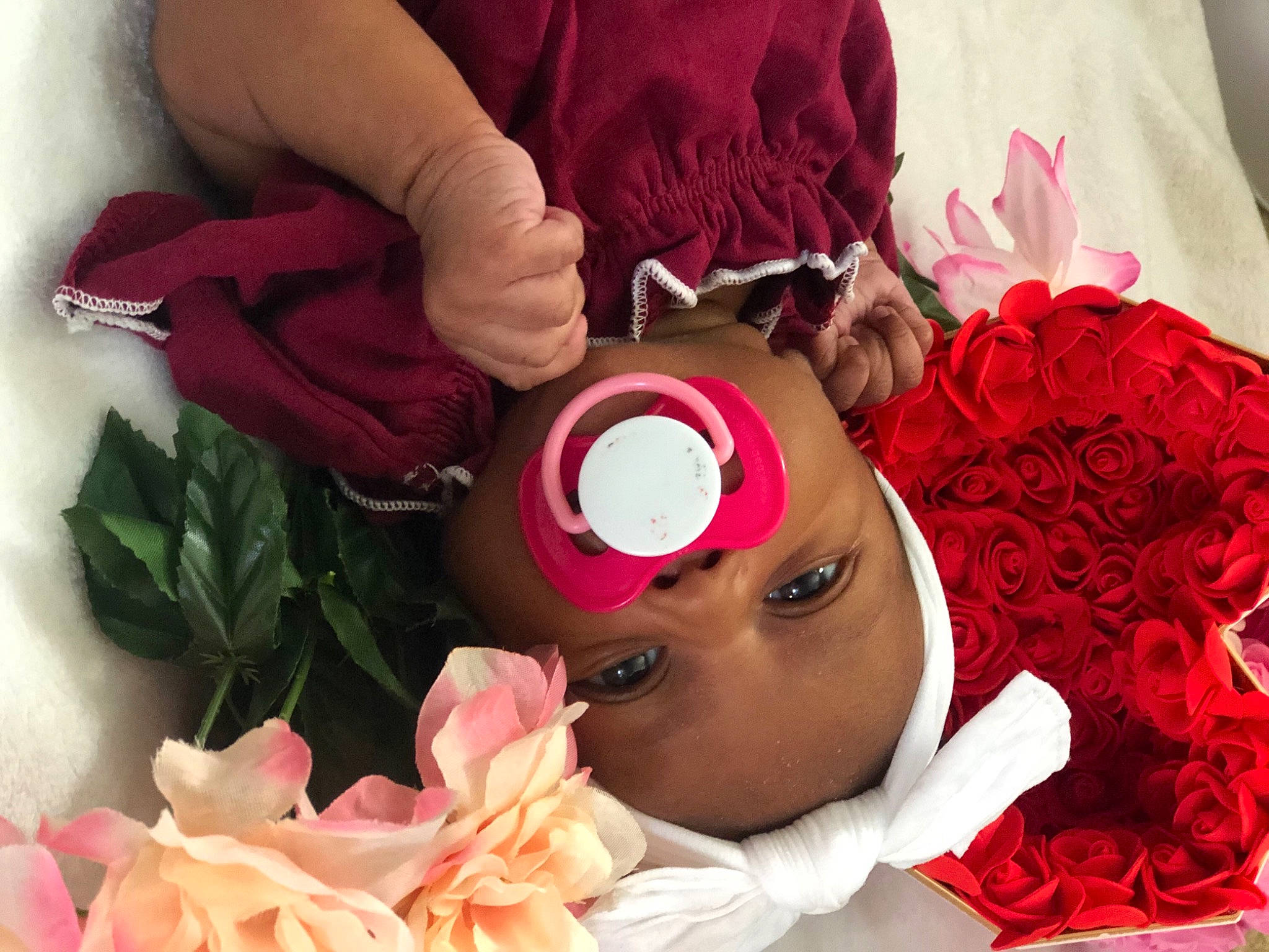 Halo joined the competition — help win amazing prizes! baby, beauty, bouquet, child, cut_flowers, flower, flower_arranging, hand, happy, magenta, person, petal, pink, plant, red, rose, rose_family, rose_order, textile, toddler