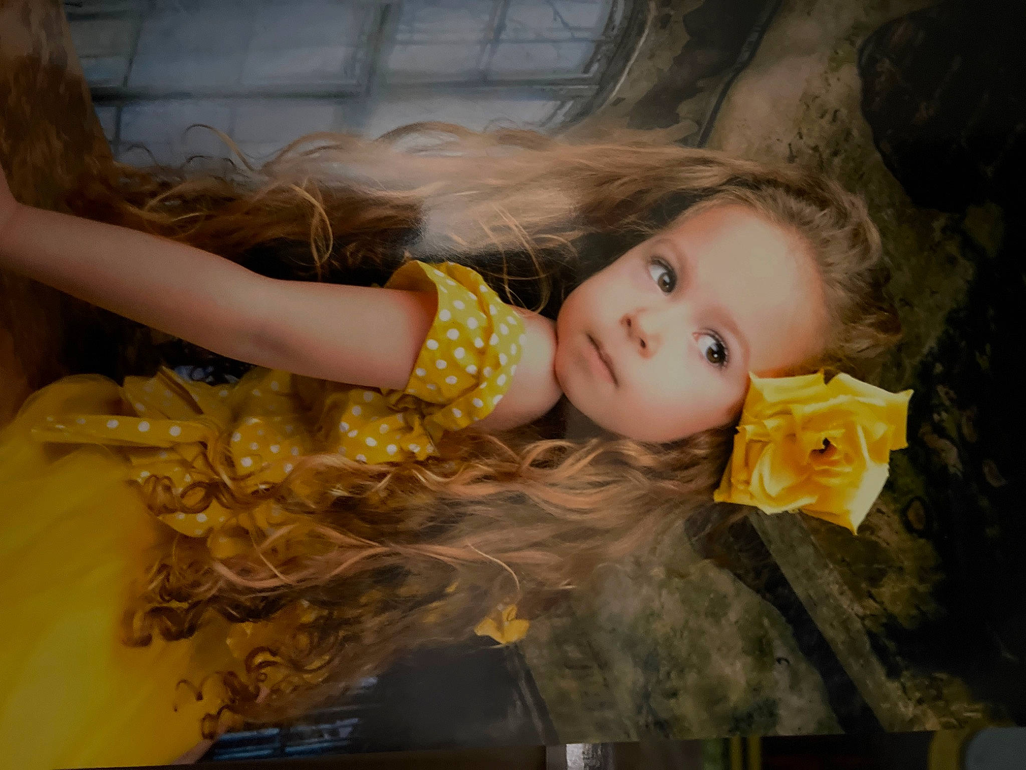 Adélaïde participe au concours pour gagner de l'argent avec cette photo : art, baby, blond, cheek, child, comfort, eye, fawn, flash_photography, flooring, fun, iris, person, room, sitting, textile, toddler, toy, tree, visual_arts