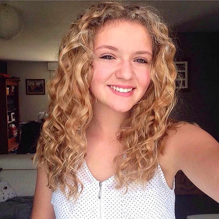 Emma participe au concours pour gagner de l'argent avec cette photo :