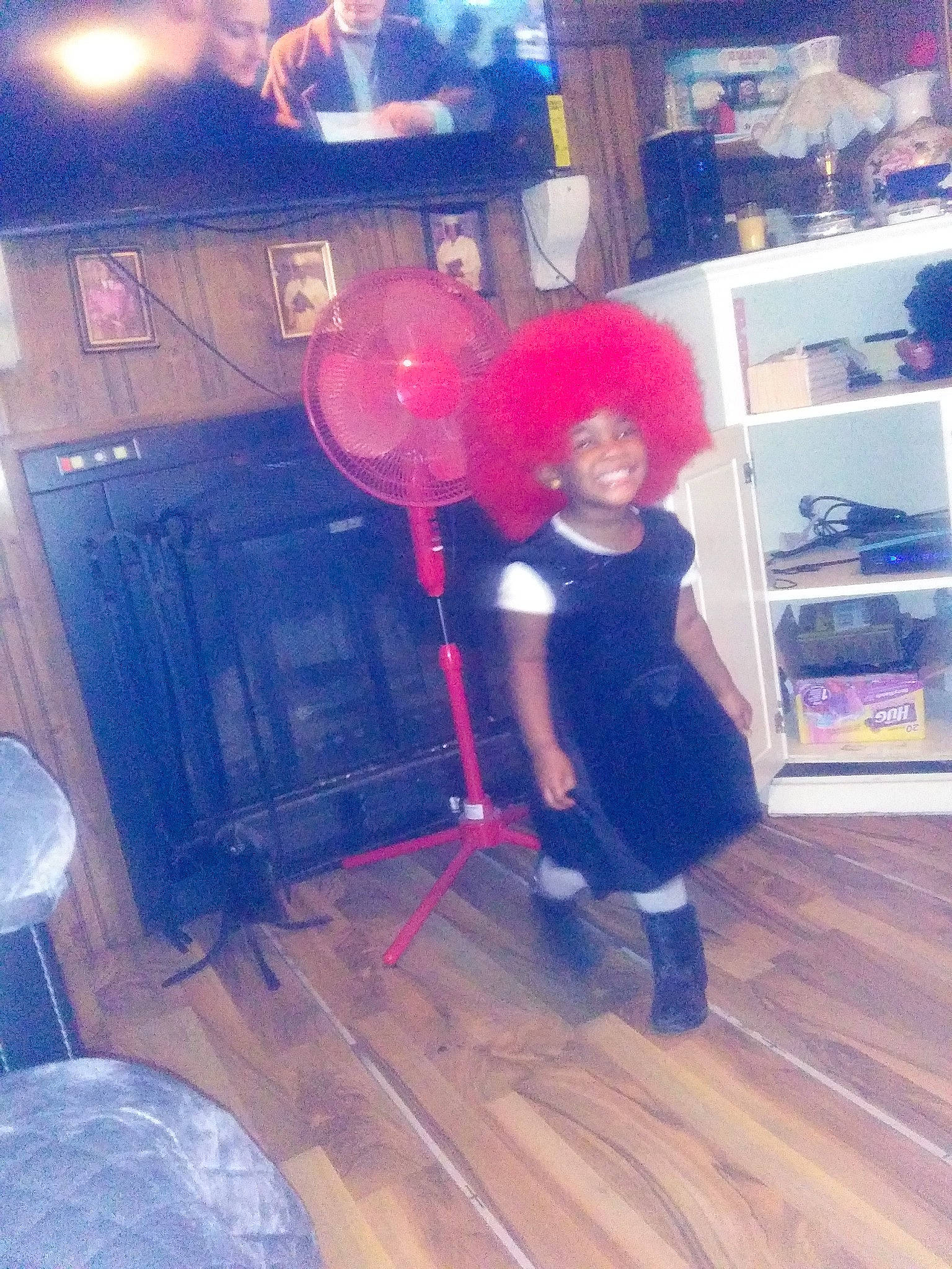 Tierra is registered to the contest to win money with this photo: costume, fun, headwear, joy, person, pink, red