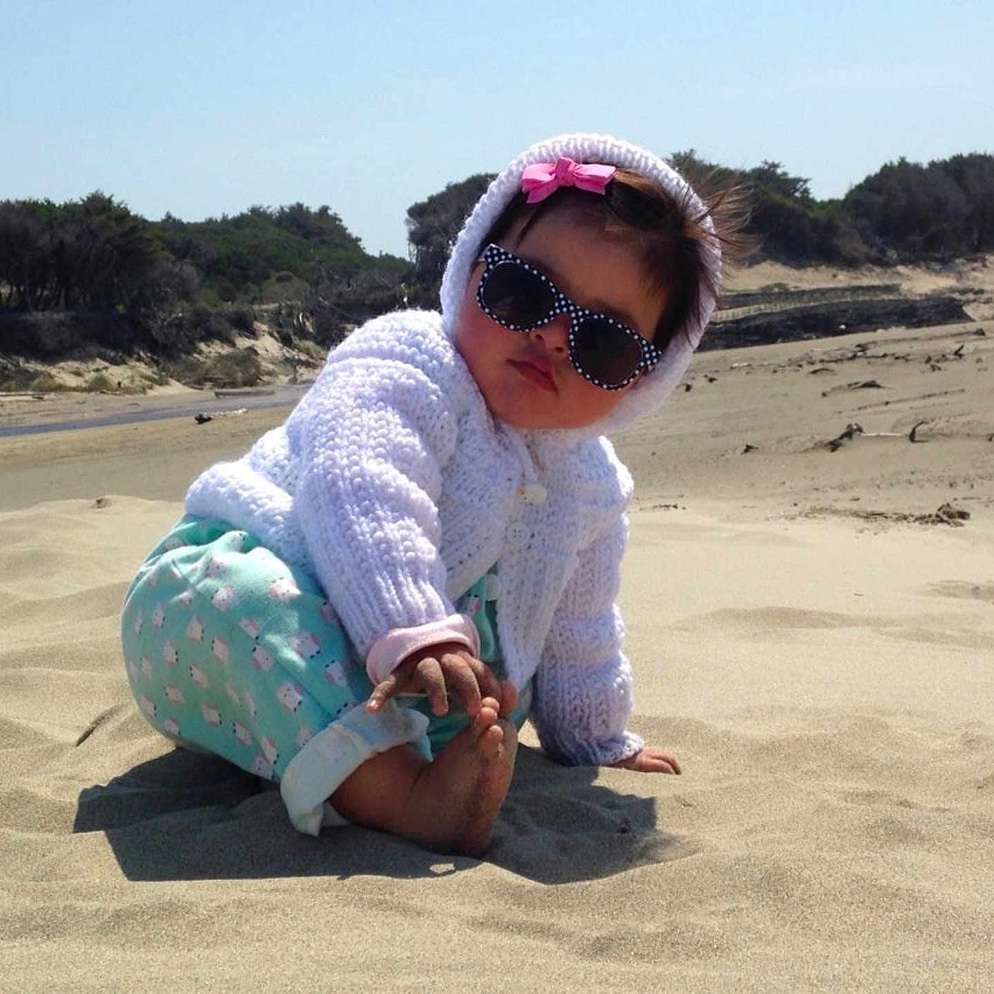 Luz joined the competition — help win amazing prizes! beach, child, eyewear, fun, glasses, headgear, landscape, material, play, sand, summer, sunglasses, tourism, travel, vacation, vision_care