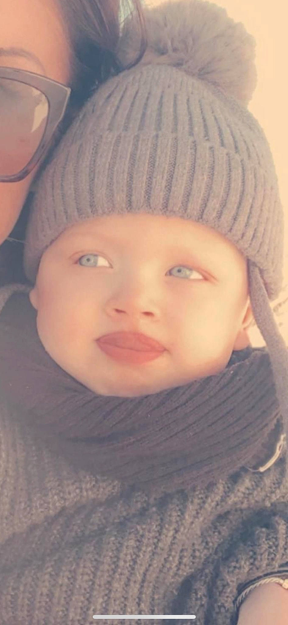 Gianni a rejoint le concours — aidez-le/la à gagner de superbes lots ! baby, cap, cheek, child, chin, cool, eye, eyebrow, forehead, happy, headgear, headwear, human, knit_cap, lip, nose, organ, outerwear, person, skin