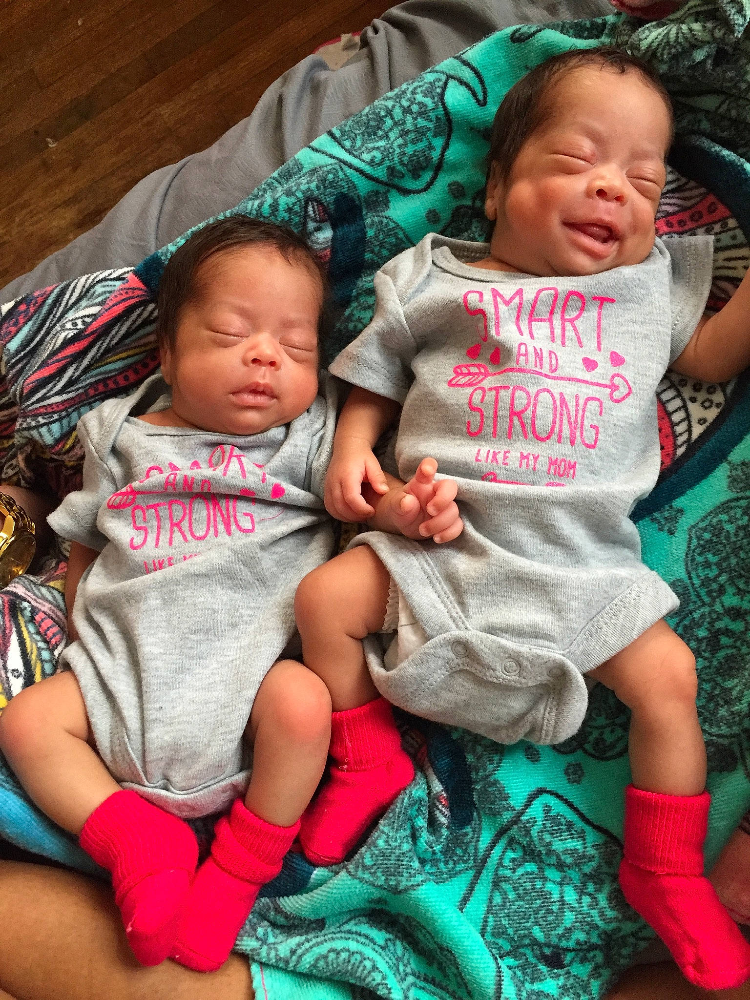 Naomi Nevaeh is registered to the contest to win money with this photo: baby, cheek, child, daughter, fun, happy, human, leg, people, person, pink, play, sibling, sitting, skin, smile, toddler