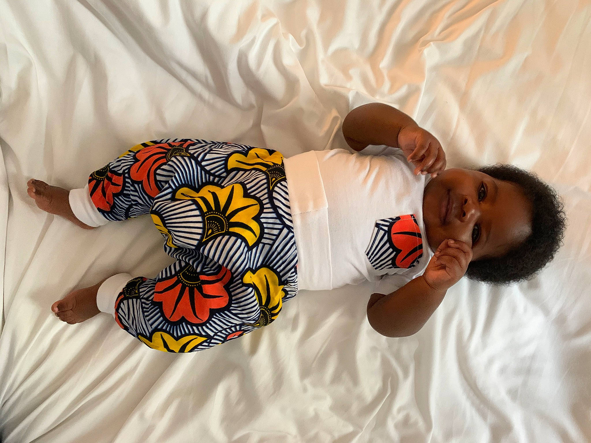 Olanna a rejoint le concours — aidez-le/la à gagner de superbes lots ! child, comfort, linens, nap, person, sleep, textile