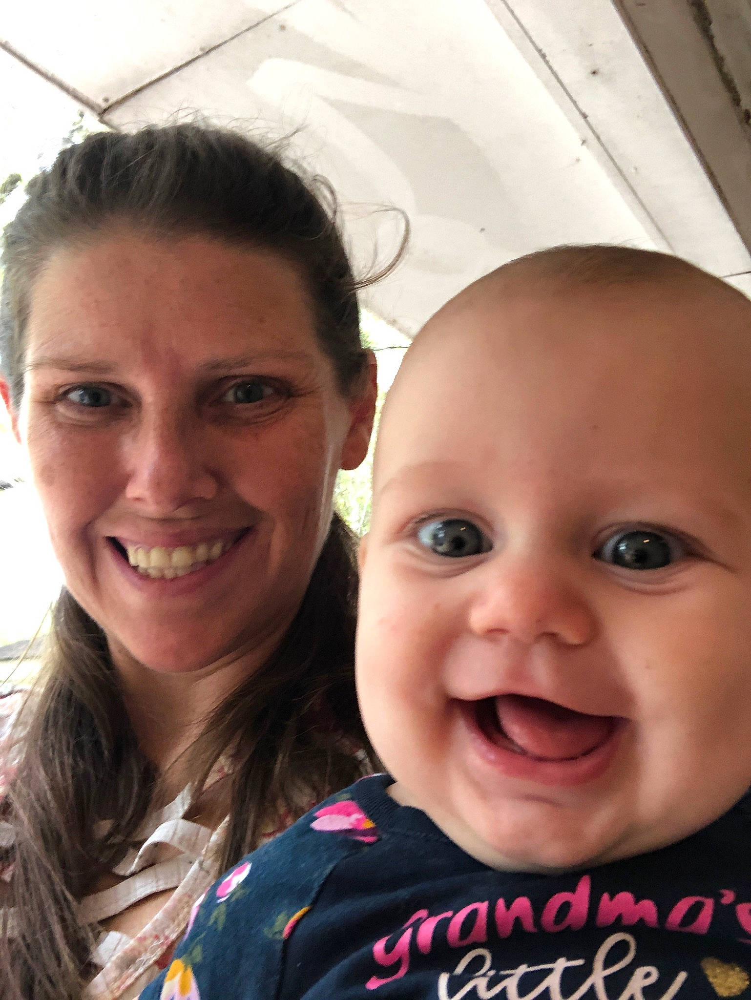 Lucille is registered to the contest to win money with this photo: cheek, child, chin, eye, eyebrow, face, facial_expression, forehead, happy, head, iris, joy, lip, nose, organ, people, person, photography, selfie, skin