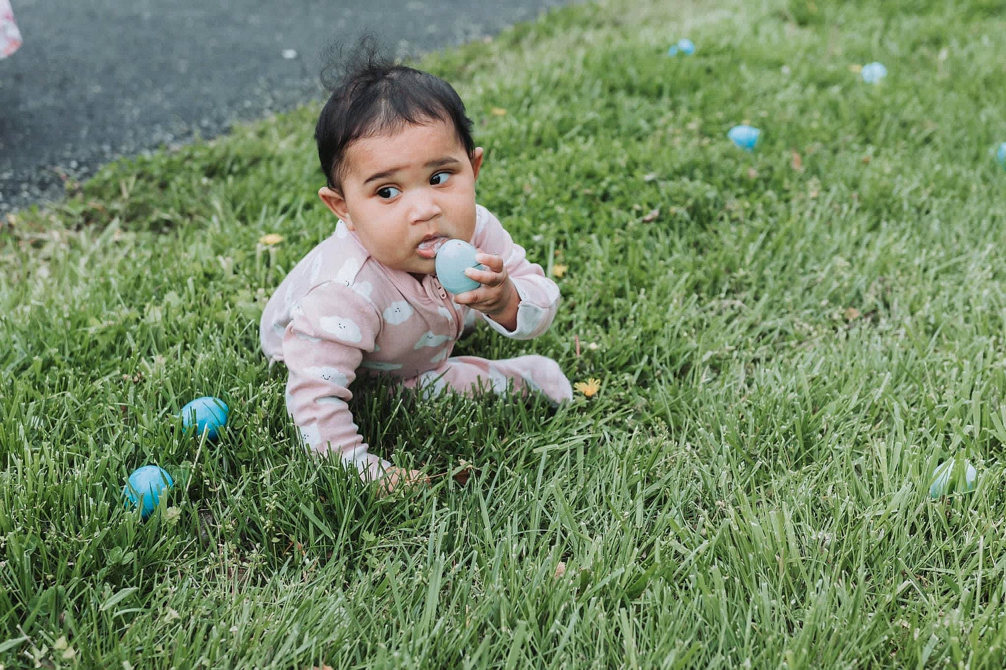 Mayari is registered to the contest to win money with this photo: baby, baby_toddler_clothing, ball, child, field, flooring, fun, grass, grass_family, grassland, groundcover, happy, lawn, leisure, meadow, people_in_nature, person, plant, playing_with_kids, prairie