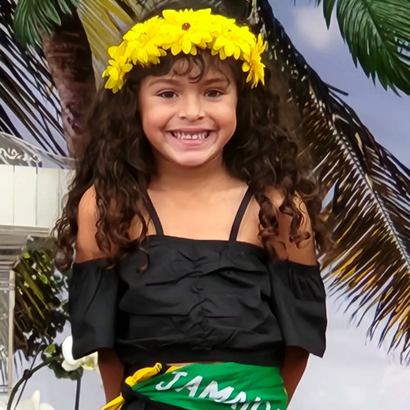 Avalyn is registered to the contest to win money with this photo: botany, fashion, flower, fun, green, hairstyle, happy, headpiece, headwear, jewellery, joy, leisure, long_hair, people, people_in_nature, person, photograph, plant, smile, snapshot