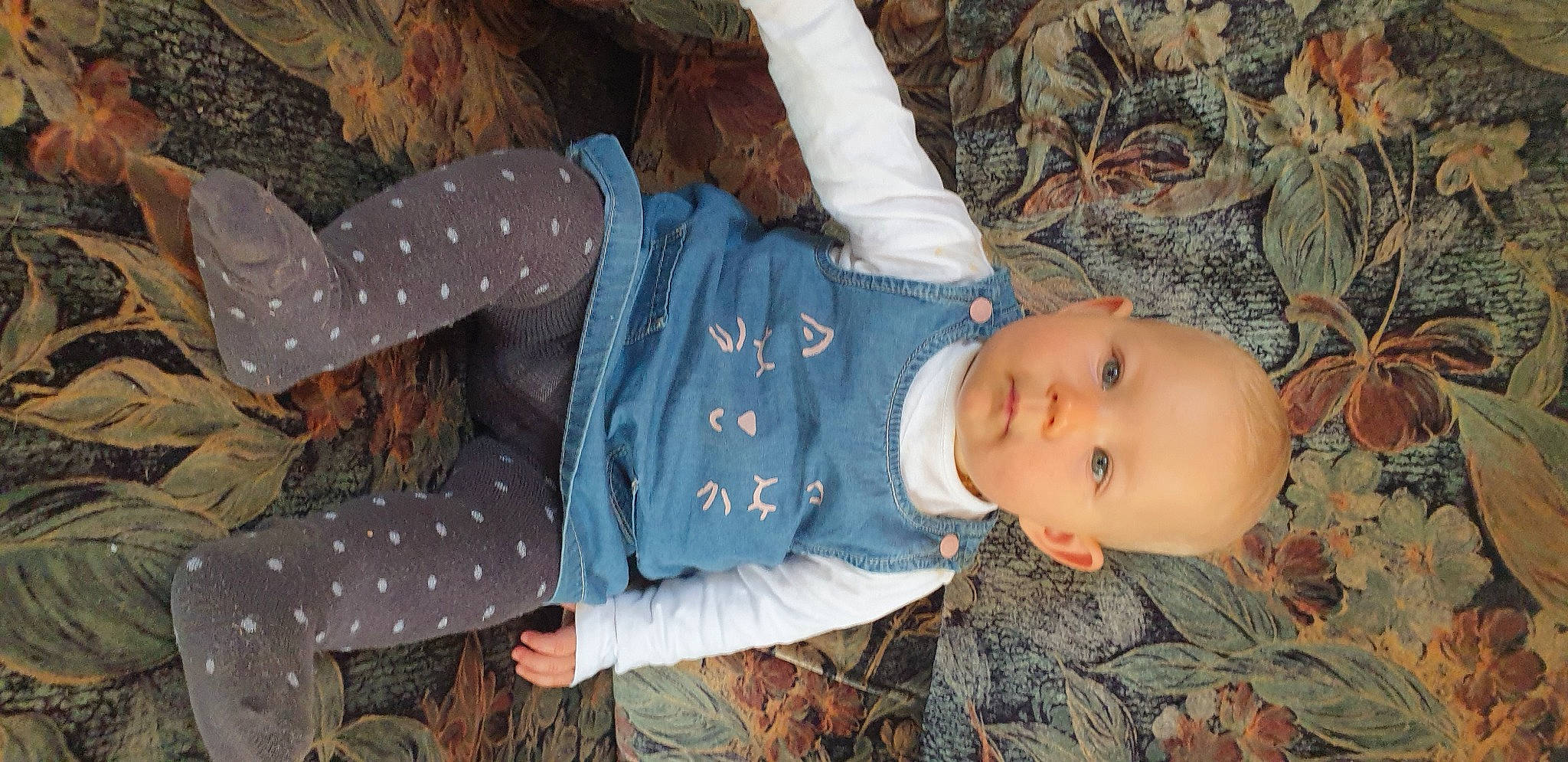 Lindsey a rejoint le concours — aidez-le/la à gagner de superbes lots ! baby, child, person, toddler