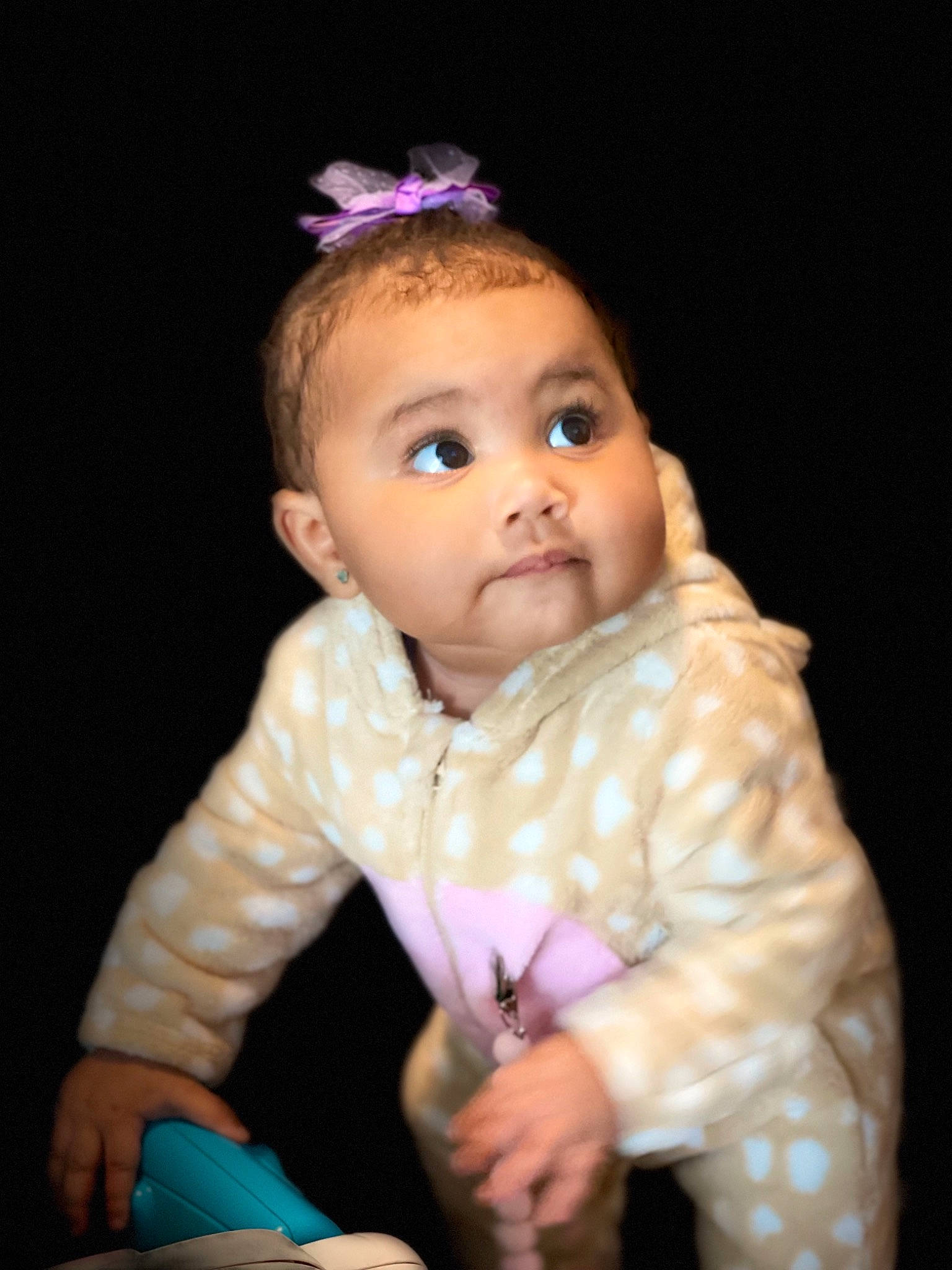 Khaleia is registered to the contest to win money with this photo: baby, baby_toddler_clothing, cheek, chin, clothing, eye, eyebrow, facial_expression, flash_photography, fun, hand, human, human_body, iris, lip, nose, person, skin, sleeve, thumb