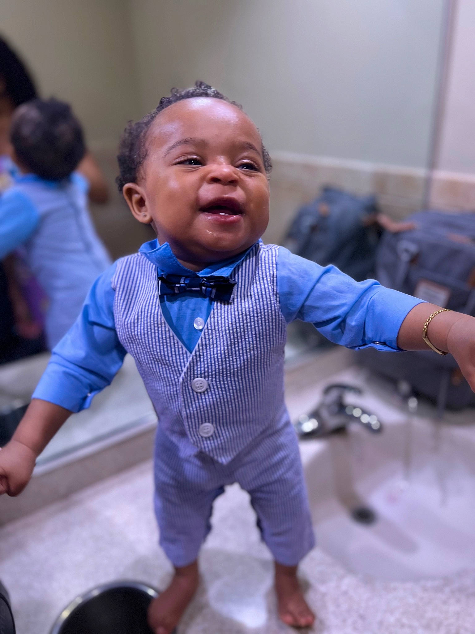Yasiree joined the competition — help win amazing prizes! baby, baby_toddler_clothing, bathroom, child, electric_blue, event, finger, flooring, fun, gesture, happy, person, plumbing, plumbing_fixture, purple, sink, skin, sleeve, smile, tap
