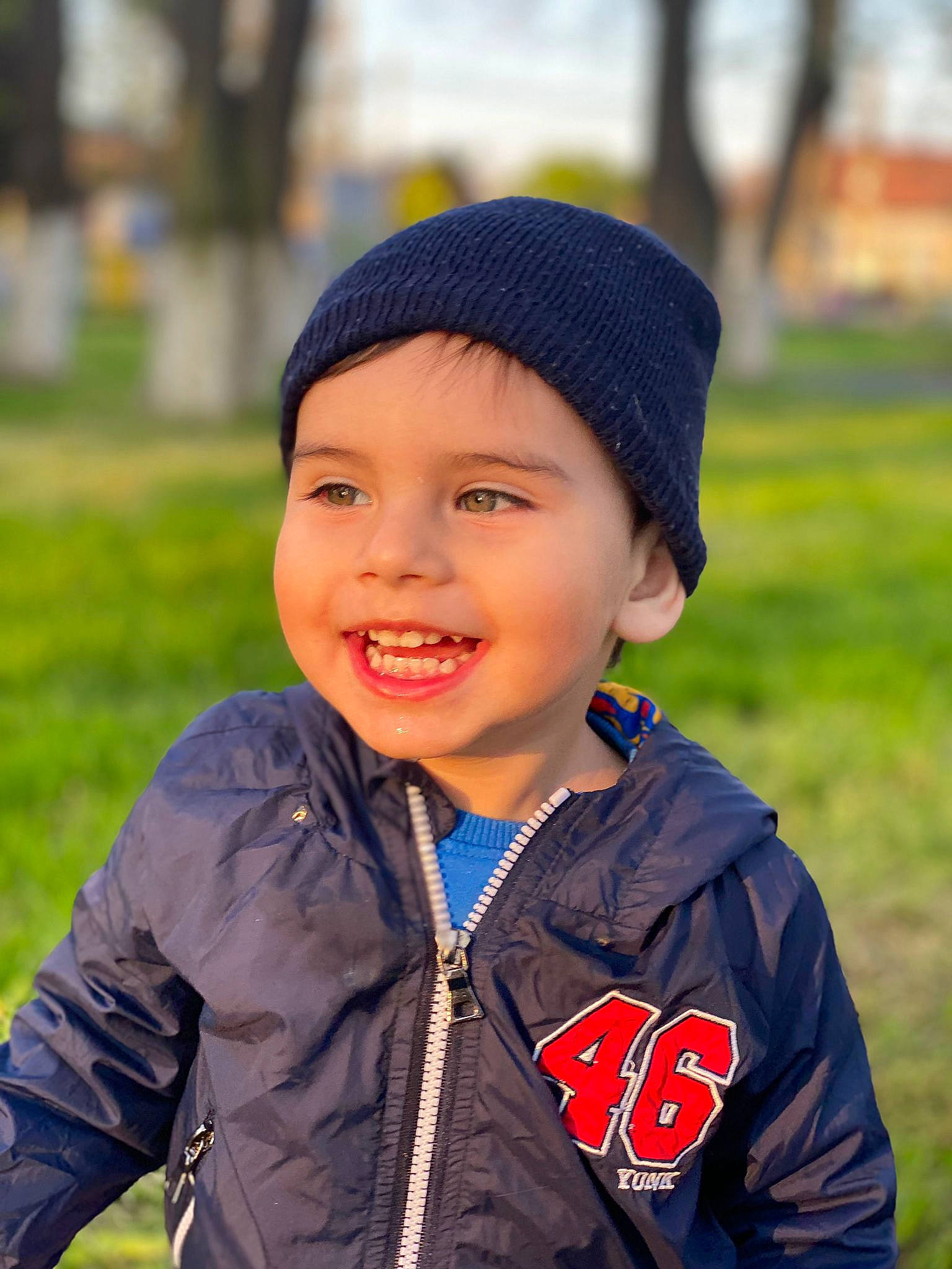 Fabian a rejoint le concours — aidez-le/la à gagner de superbes lots ! cap, child, chin, cool, electric_blue, eye, fun, grass, happy, head, headgear, headwear, jacket, joy, people_in_nature, person, recreation, sleeve, smile, standing