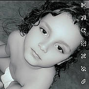 Asael a rejoint le concours — aidez-le/la à gagner de superbes lots ! child, curly_hair, black_and_white, close_up, diaper, face, portrait, looking_up, young_child, skin, expressionless, sitting, indoors, monochrome, head, eyes, hair, bare_shoulders, photo_editing_icons, texture