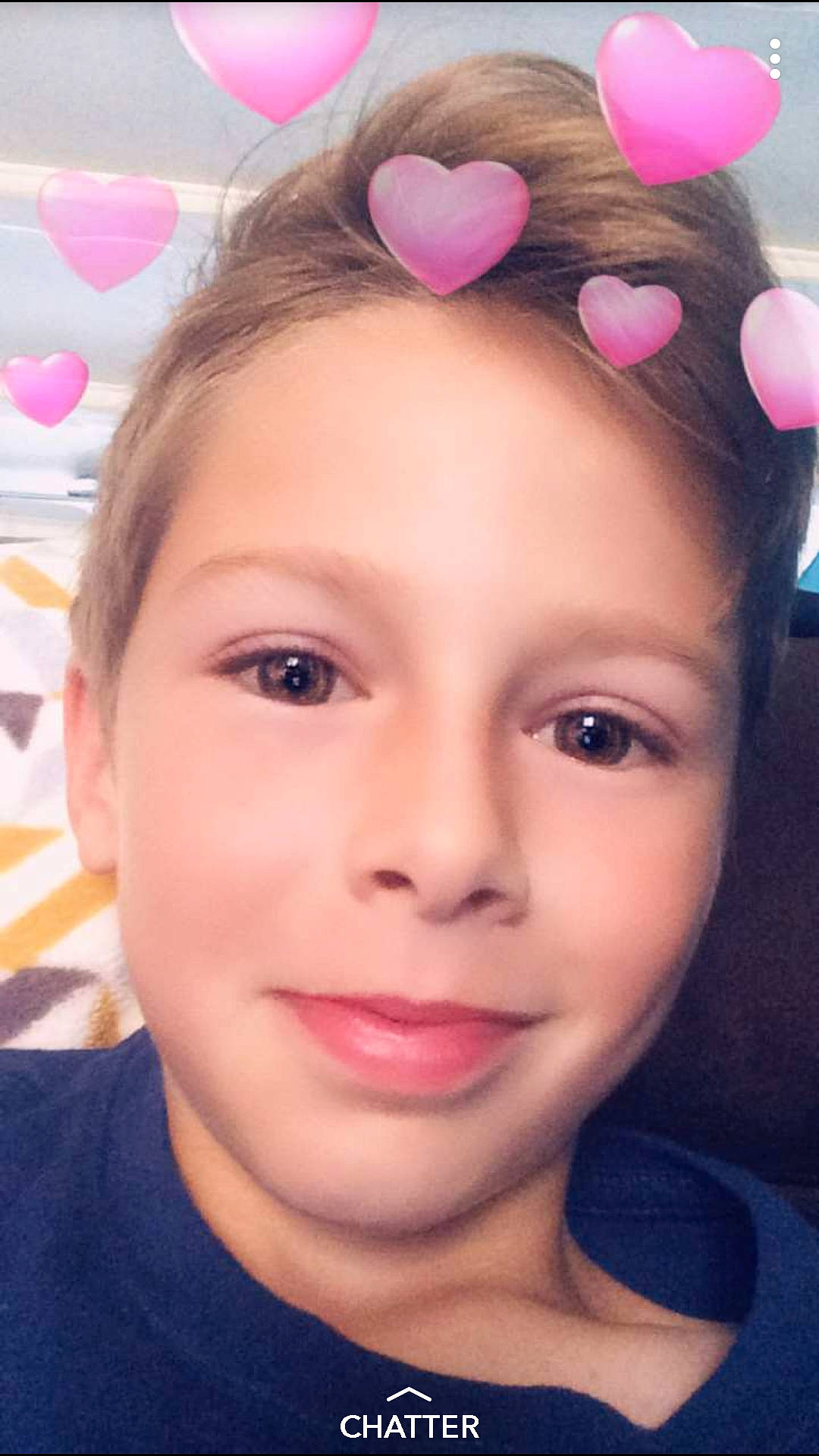 Brian participe au concours pour gagner de l'argent avec cette photo : beauty, cheek, child, child_model, chin, close_up, ear, eye, eyebrow, eyelash, face, forehead, hair, hairstyle, head, lip, nose, person, pink, skin