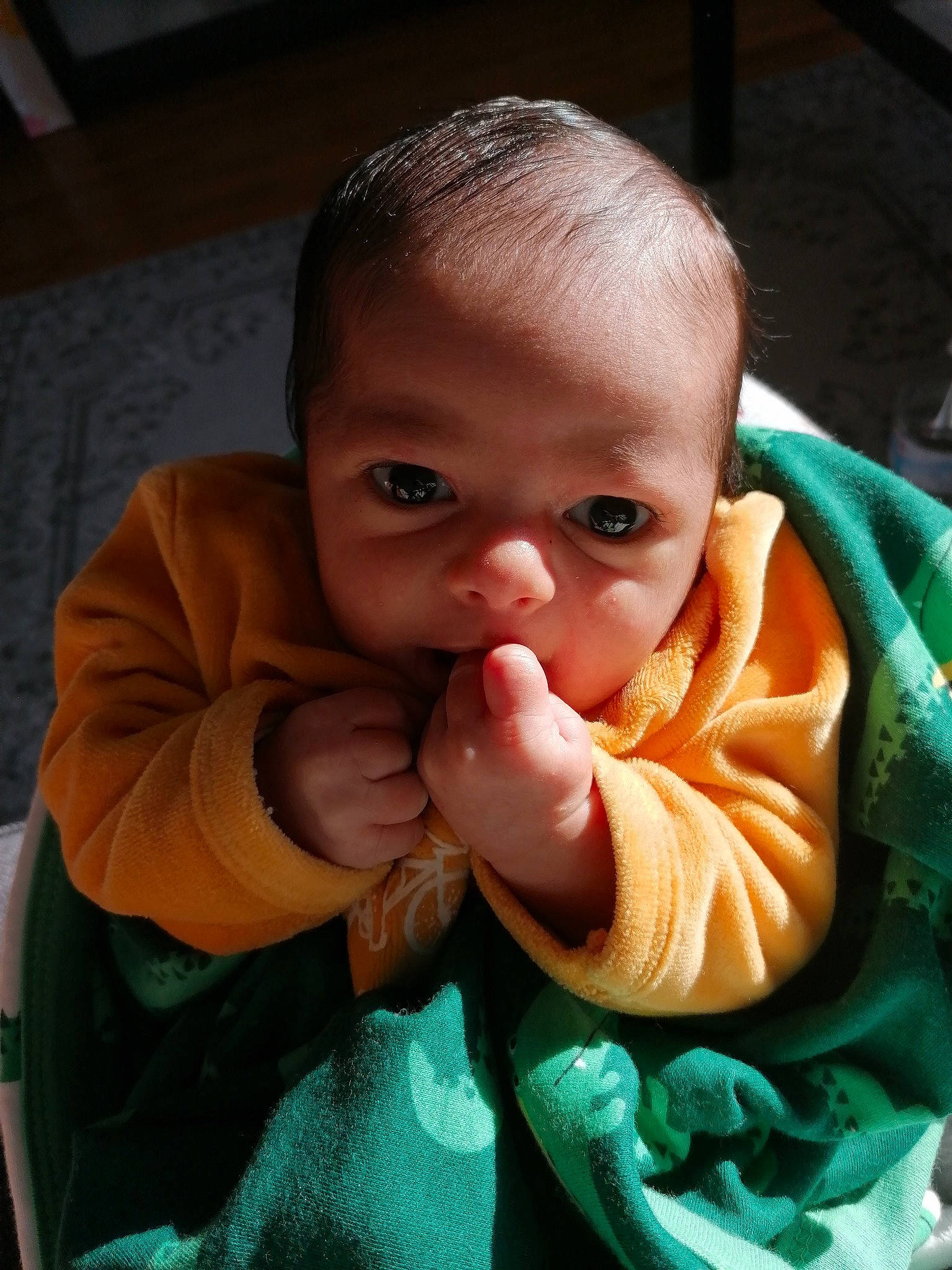 Nael participe au concours pour gagner de l'argent avec cette photo : baby, baby_toddler_clothing, cheek, child, ear, eye, eyebrow, eyelash, finger, gesture, happy, iris, lip, mouth, nail, nose, person, skin, sleeve, thumb