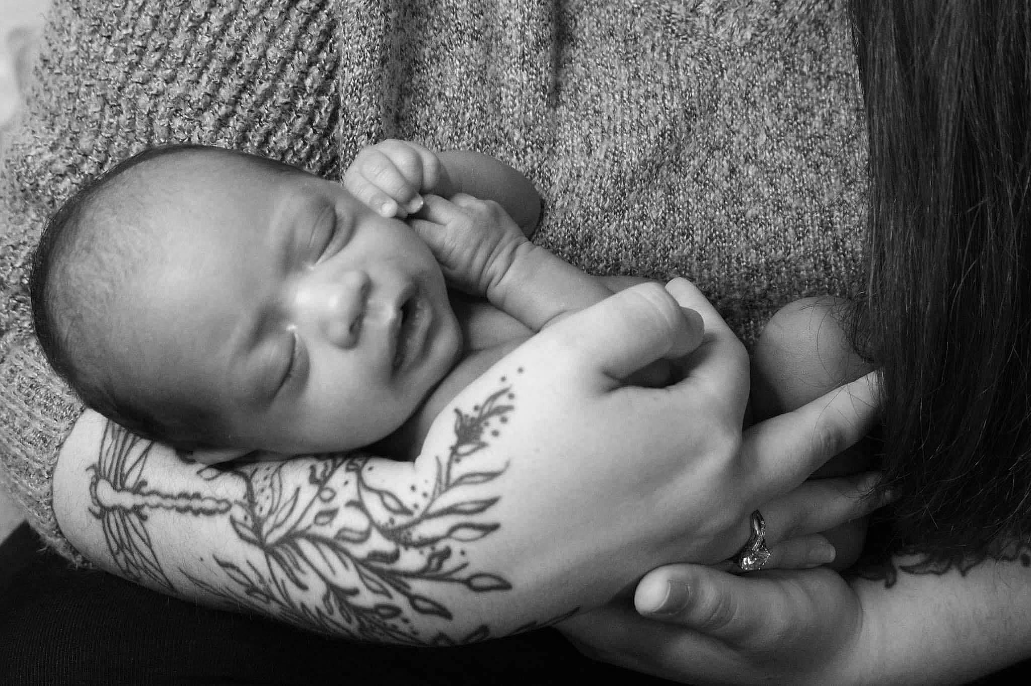 Amelia is registered to the contest to win money with this photo: arm, baby, black, black_and_white, child, comfort, elbow, finger, flash_photography, gesture, hand, happy, human_body, monochrome, monochrome_photography, mouth, nail, person, skin, style