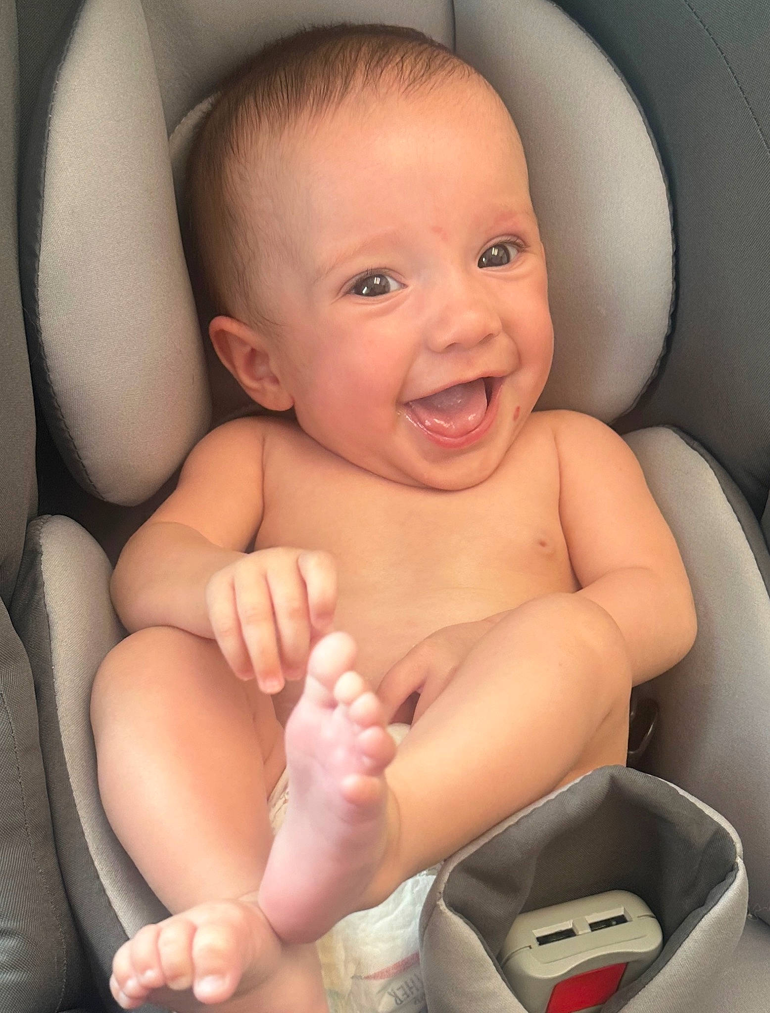 Rosalyn is registered to the contest to win money with this photo: arm, cheek, comfort, eye, face, facial_expression, finger, gesture, hand, happy, head, human_body, lip, mouth, muscle, nose, person, product, skin, smile