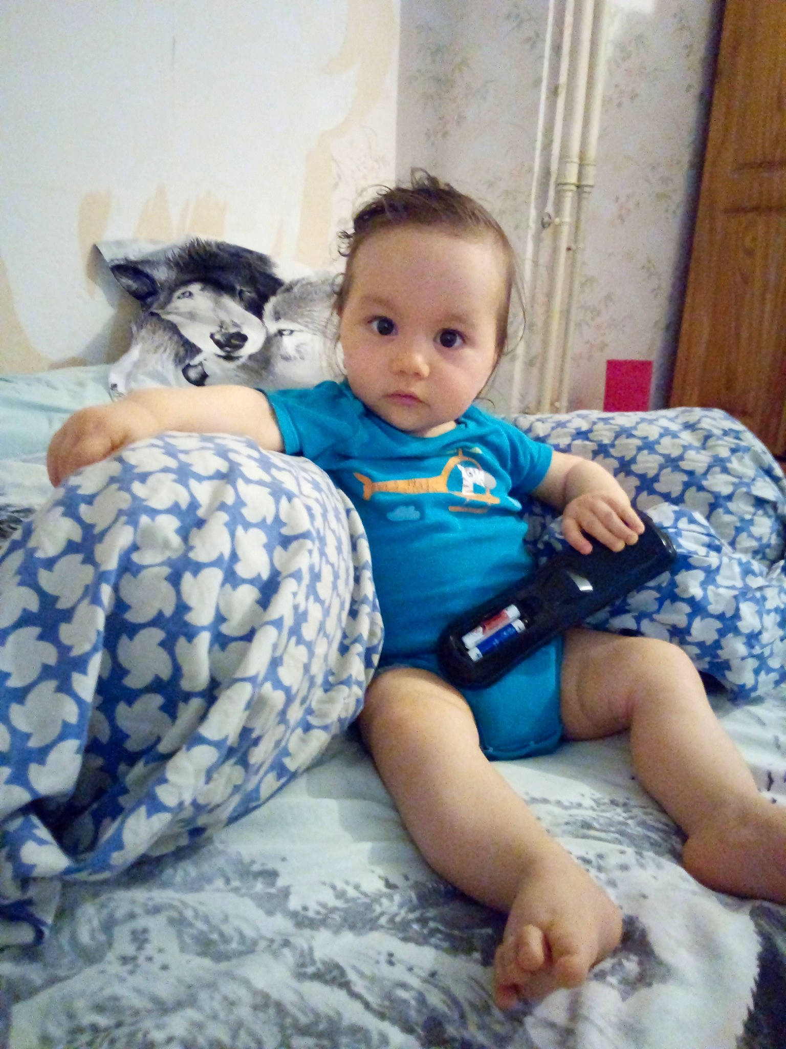 Nathan a rejoint le concours — aidez-le/la à gagner de superbes lots ! child, person, toddler