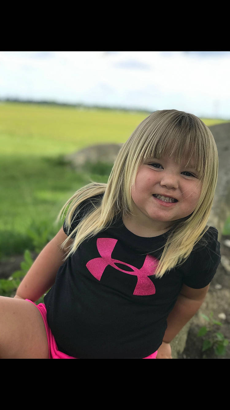 Waylynn joined the competition — help win amazing prizes! blond, cloud, flash_photography, fun, grass, grassland, happy, joy, layered_hair, leisure, lip, long_hair, magenta, meadow, people_in_nature, person, pink, plant, sky, smile