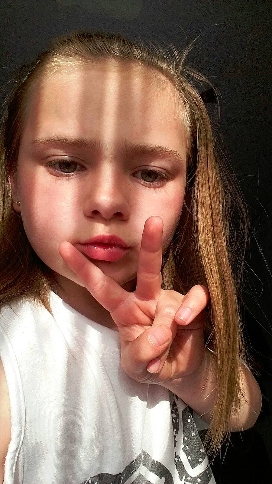 Hailie is registered to the contest to win money with this photo: beauty, blond, brown_hair, cheek, chin, eyebrow, finger, forehead, girl, hair_coloring, hairstyle, hand, human_hair_color, jaw, lip, long_hair, supermodel