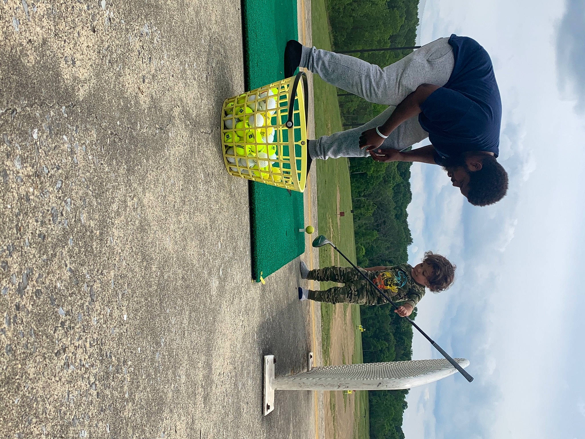 Ricardo is registered to the contest to win money with this photo: adventure, asphalt, cloud, concrete, elbow, fun, green, leisure, light, line, outdoor_shoe, person, recreation, road_surface, shadow, sky, soil, tree, walking_shoe, white