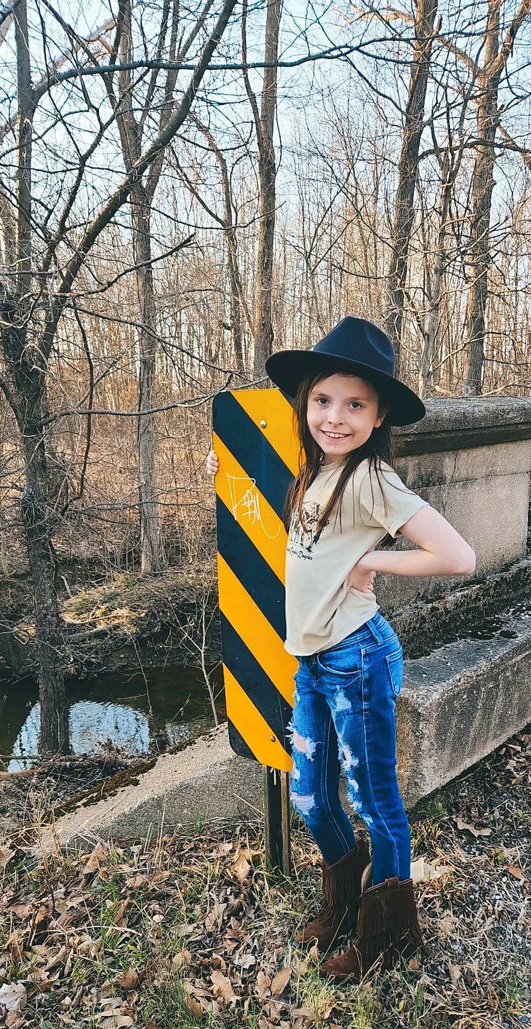 Dallas joined the competition — help win amazing prizes! blond, denim, electric_blue, fashion_accessory, flash_photography, fun, grass, happy, hat, headwear, joy, landscape, leisure, people_in_nature, person, sky, sleeve, smile, street_fashion, sun_hat
