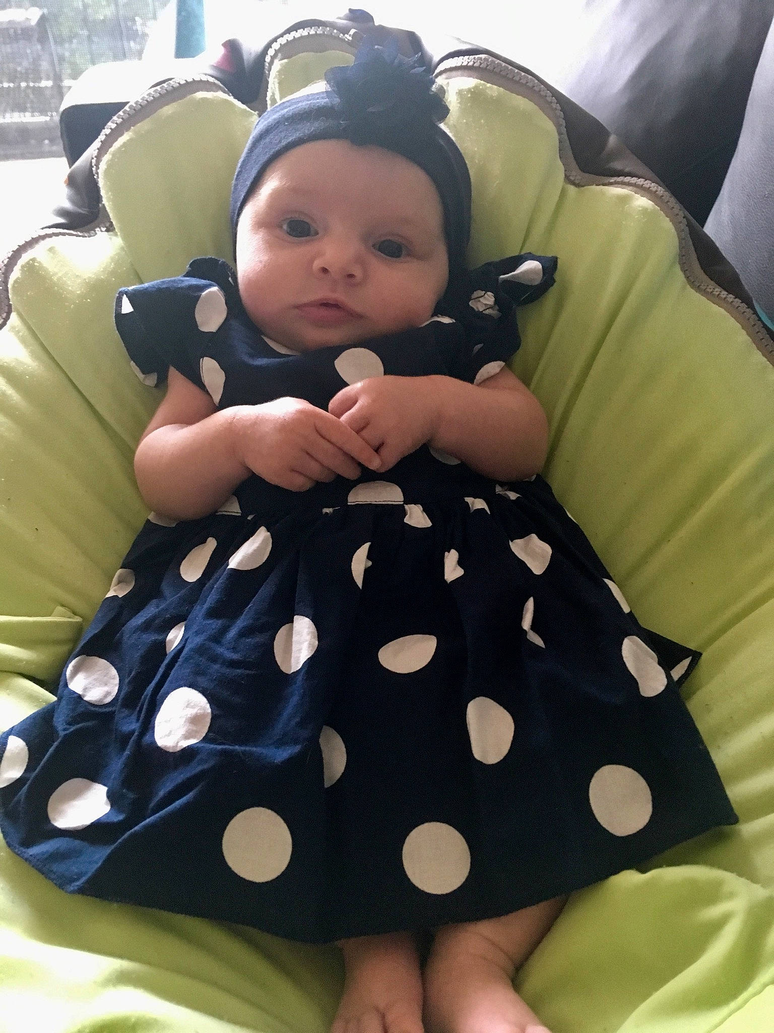 Lucile a rejoint le concours — aidez-le/la à gagner de superbes lots ! baby, baby_products, child, design, pattern, person, polka_dot, product, skin, toddler