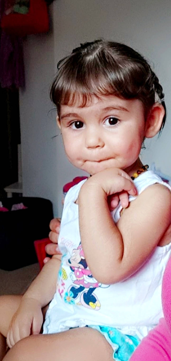 Mya participe au concours pour gagner de l'argent avec cette photo : baby_toddler_clothing, bangs, cheek, chin, curtain, eye, eyelash, face, finger, flash_photography, hair, hairstyle, hand, happy, iris, lip, nose, person, skin, sleeve