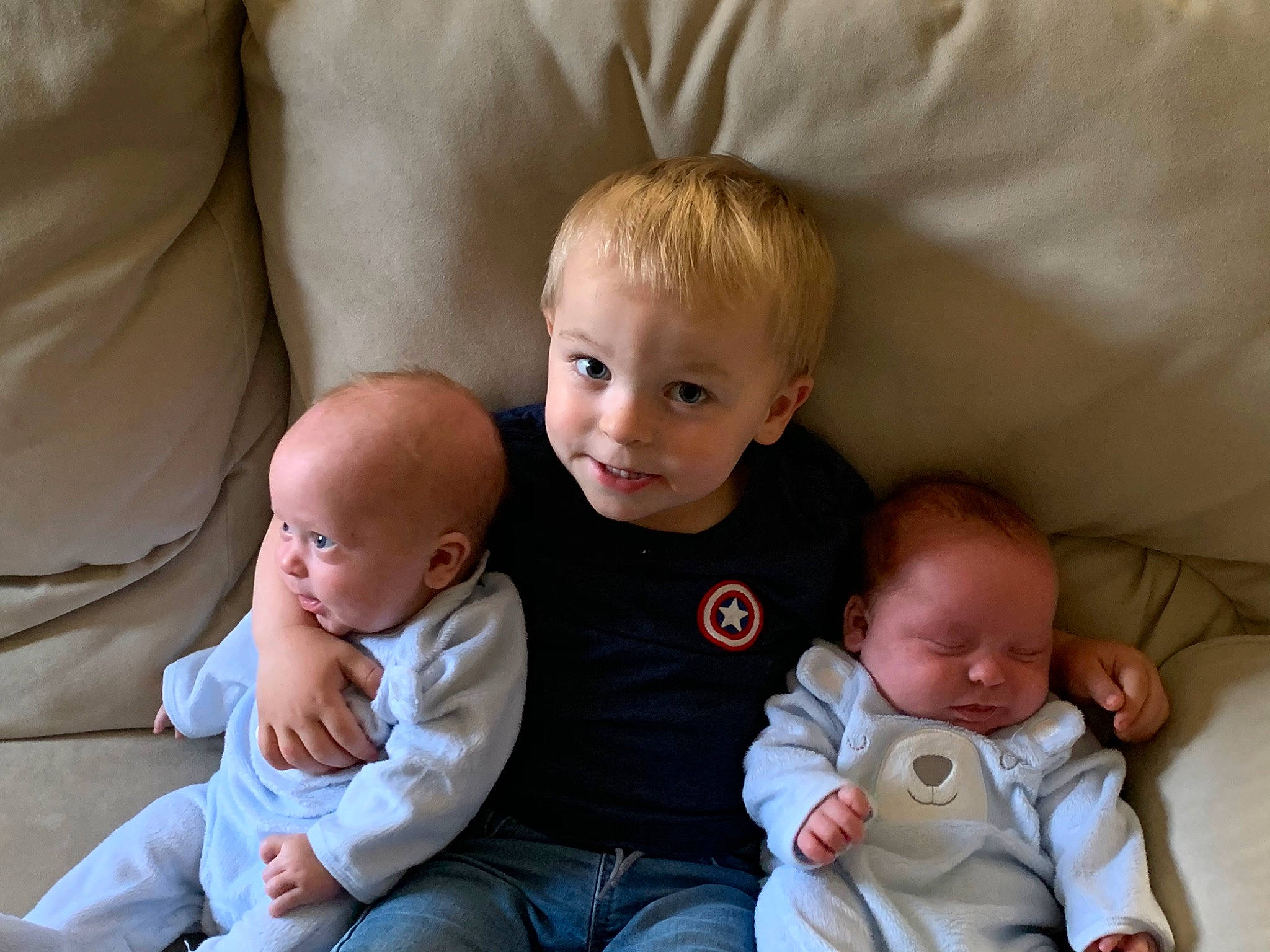 Benjamin is registered to the contest to win money with this photo: baby, cheek, child, family, people, person, sibling, sitting, skin, toddler