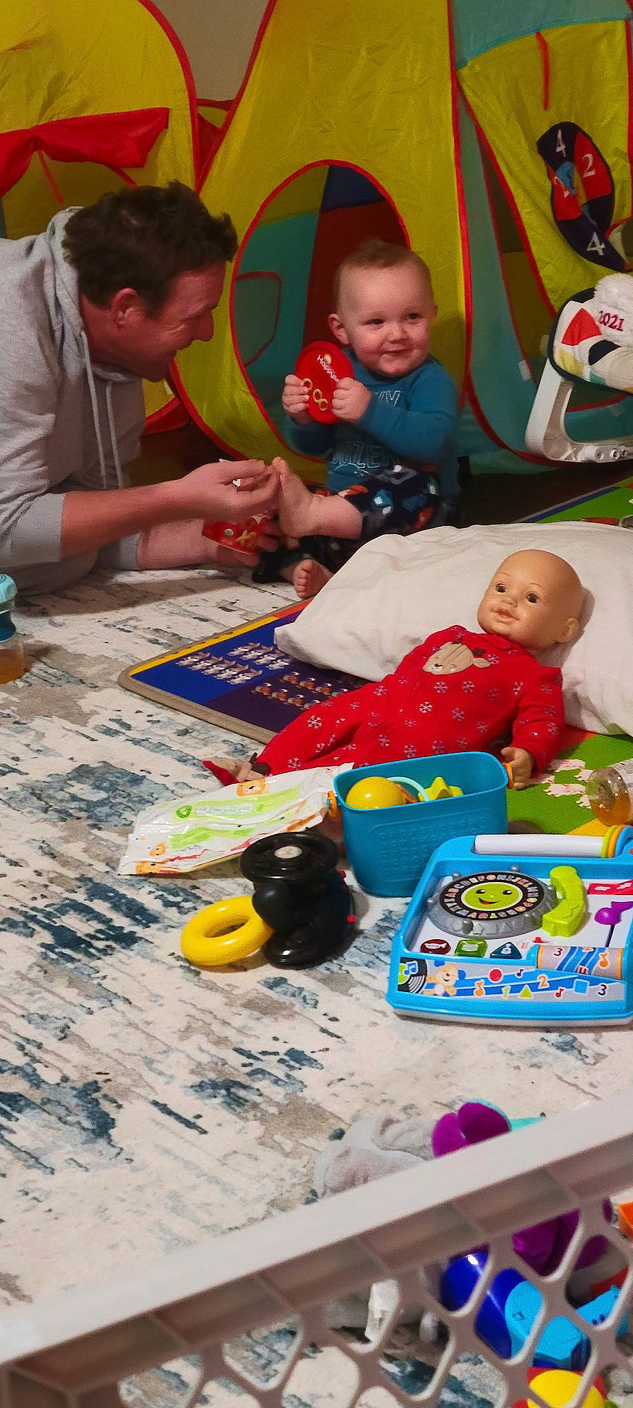 Leelynn is registered to the contest to win money with this photo: baby, baby_products, baby_toddler_clothing, baby_toys, chair, child, clothing, event, fun, happy, joy, leisure, people, person, play, recreation, room, sharing, t_shirt, toddler