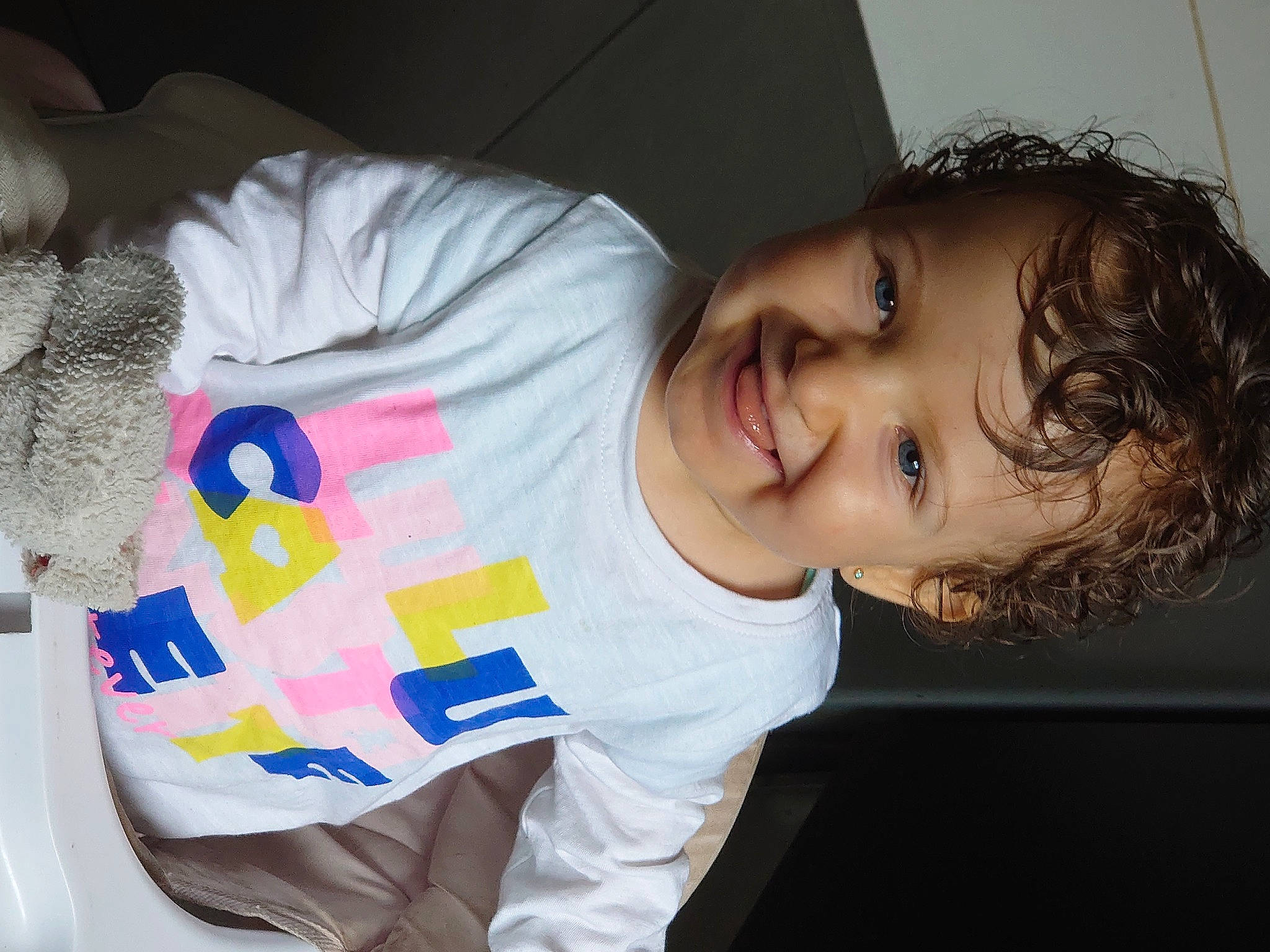 Hélicia participe au concours pour gagner de l'argent avec cette photo : baby, cheek, child, ear, eye, forehead, joy, nose, person, play, skin, sleep, toddler