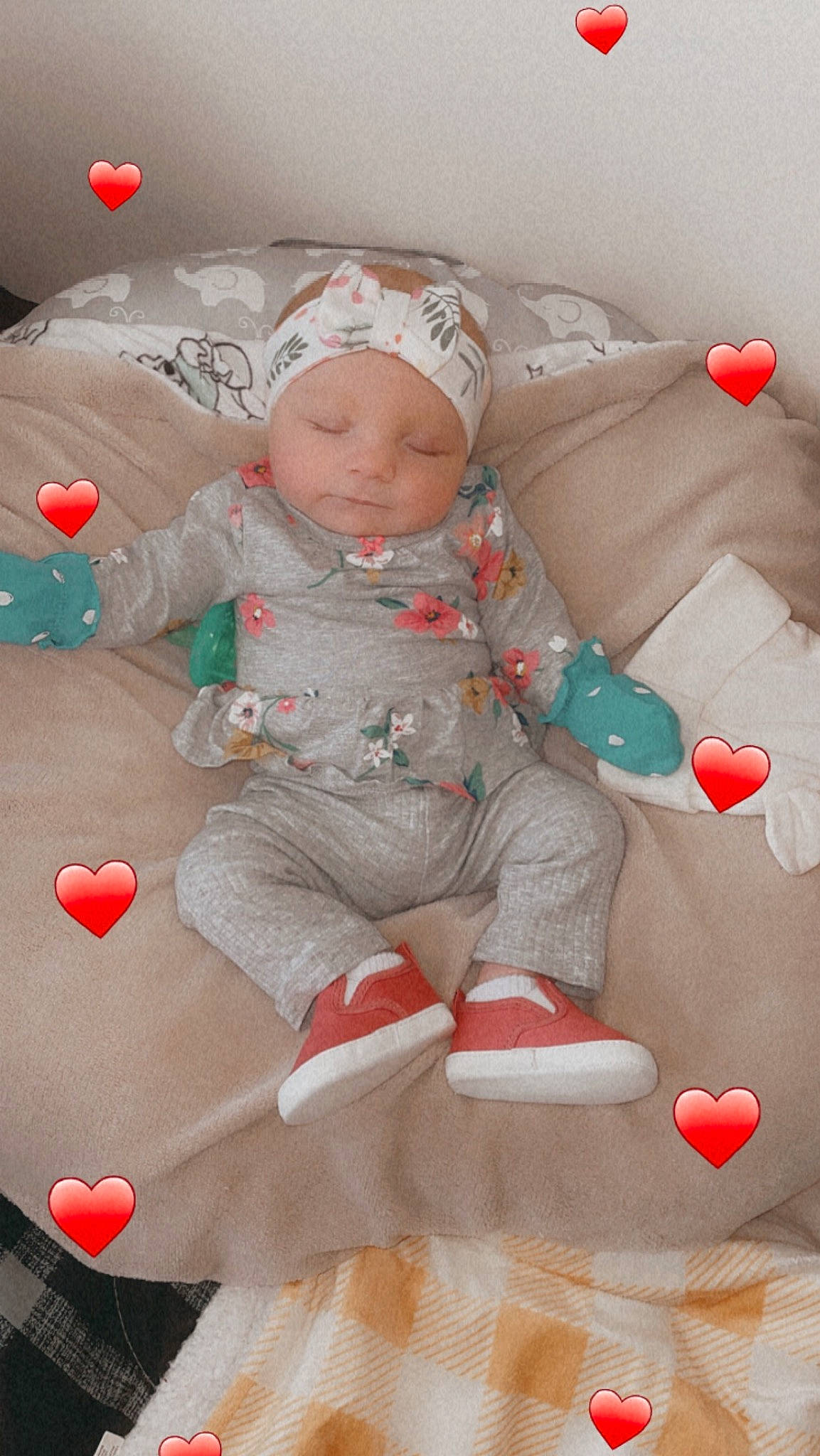 Arianna is registered to the contest to win money with this photo: arm, baby, baby_toddler_clothing, carmine, cheek, child, comfort, event, flooring, foot, fun, happy, headwear, human_body, leg, person, pink, red, room, skin