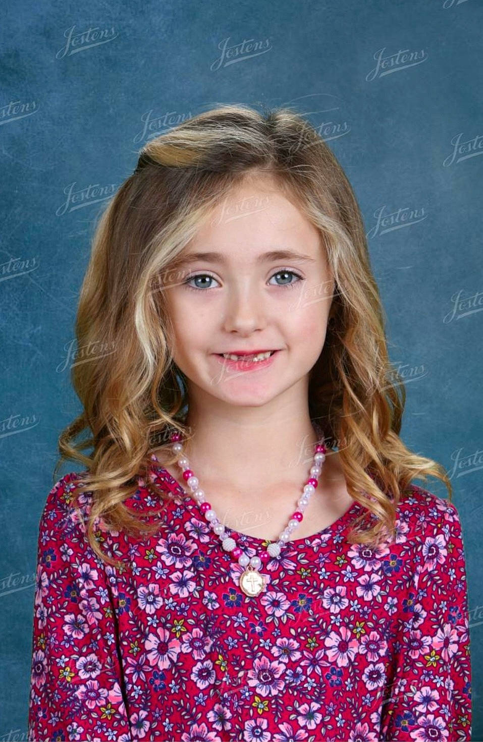 Brielle is registered to the contest to win money with this photo: blond, brown_hair, cheek, child, chin, electric_blue, eye, eyelash, face, flash_photography, fun, hair, happy, iris, joy, lip, long_hair, person, pink, skin