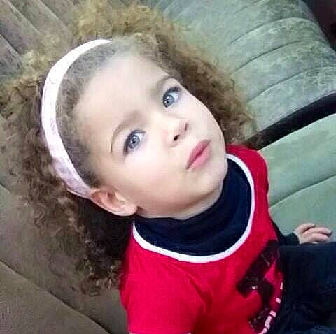 Lylia a rejoint le concours — aidez-le/la à gagner de superbes lots ! black_hair, boy, cheek, child, chin, ear, eye, eyebrow, face, forehead, girl, hairstyle, head, human_hair_color, mouth, nose, person, skin, smile, toddler