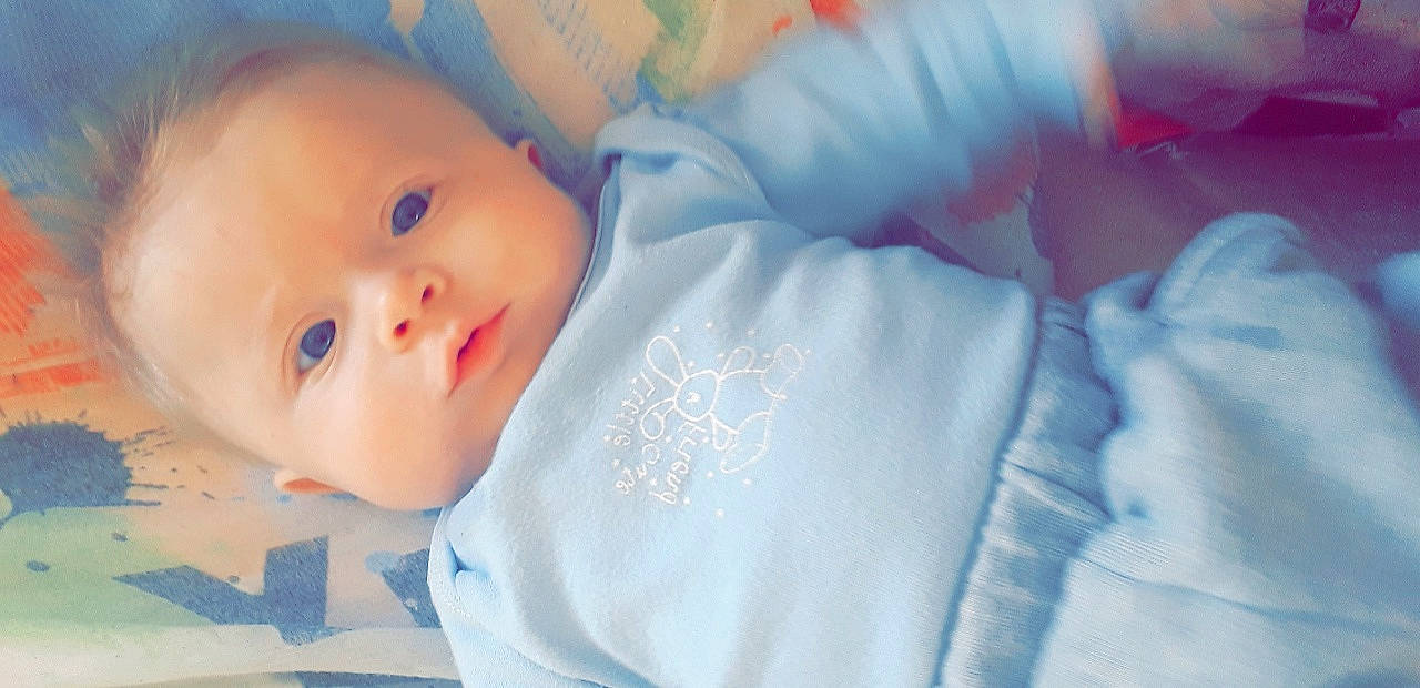 Ryan a rejoint le concours — aidez-le/la à gagner de superbes lots ! baby, bedtime, cheek, child, eye, face, head, lip, mouth, nap, nose, skin, sleep, toddler