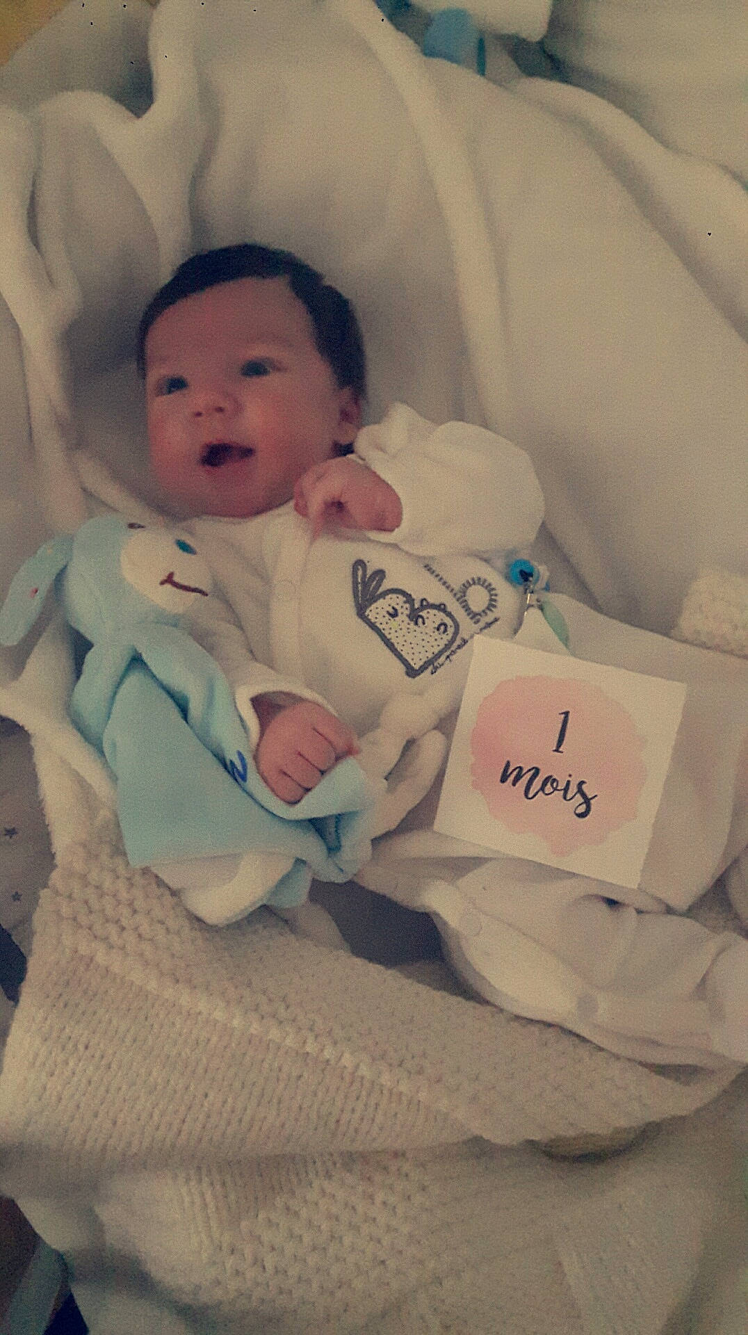 Sean participe au concours pour gagner de l'argent avec cette photo : baby, baby_products, bedtime, cheek, child, person, product, toddler