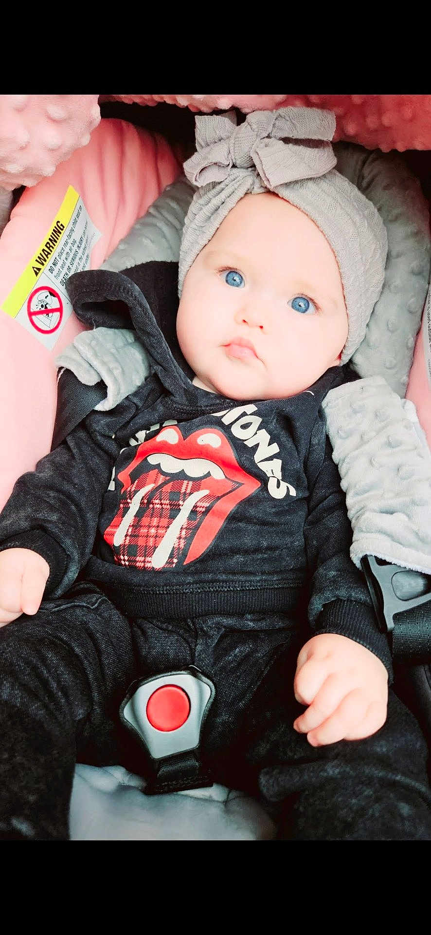 Rayne is registered to the contest to win money with this photo: baby, bodypart, bonnet, cap, clothing, coat, face, finger, glove, hand, hat, head, hood, jacket, jeans, pants, person, photography, portrait, toy