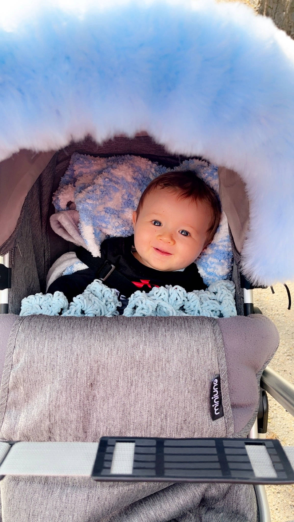 Calvin is registered to the contest to win money with this photo: baby, baby_toddler_clothing, child, comfort, couch, electronic_keyboard, eye, flash_photography, fur, happy, keyboard, musical_instrument, musical_keyboard, person, portrait_photography, sitting, skin, smile, toddler, winter