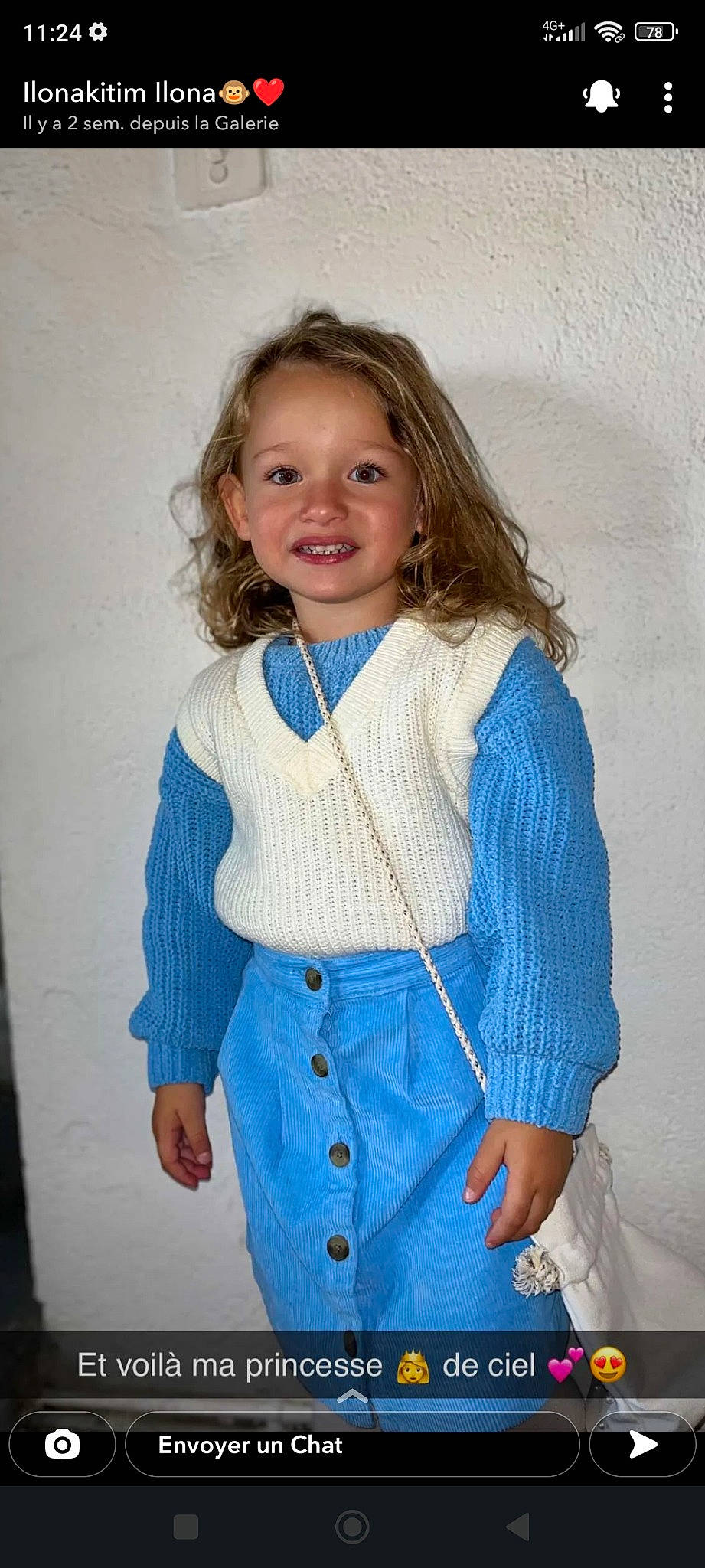 Ilona a rejoint le concours — aidez-le/la à gagner de superbes lots ! azure, baby_toddler_clothing, denim, electric_blue, face, fashion_design, hair, happy, human_body, joy, neck, outerwear, pattern, person, shoulder, sleeve, smile, t_shirt, textile, toddler