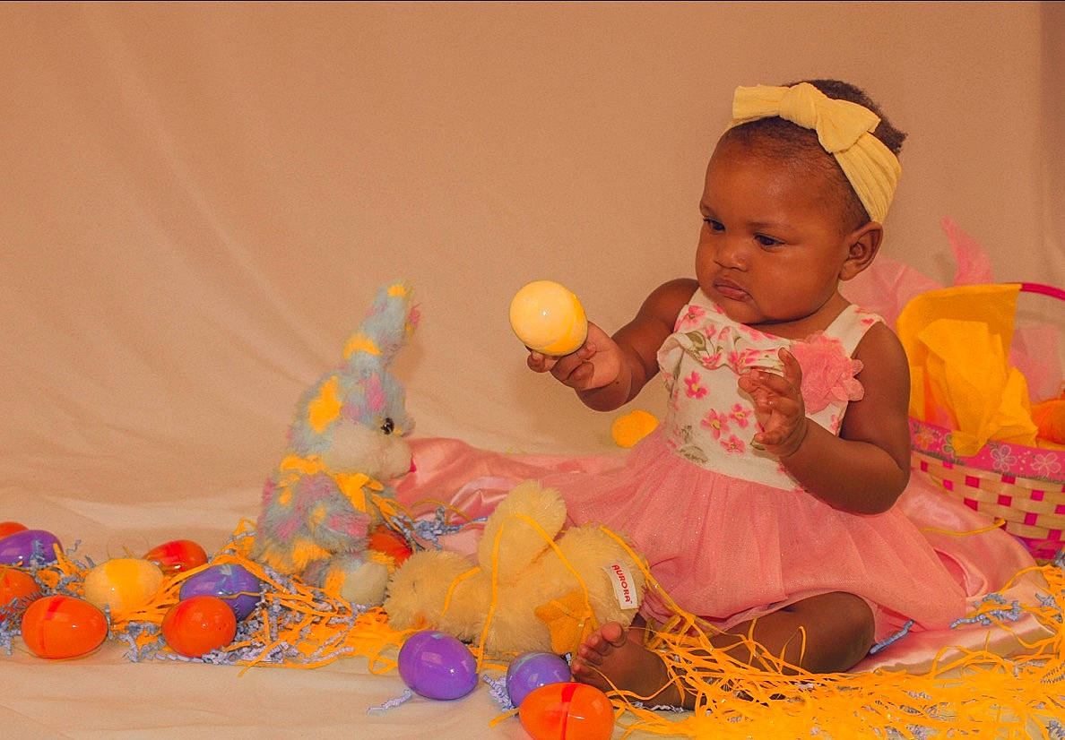 Jaloni joined the competition — help win amazing prizes! baby, baby_playing_with_toys, baby_products, baby_toddler_clothing, baby_toys, balloon, child, comfort, event, fun, happy, leisure, party, party_supply, peach, person, play, room, sitting, sweetness