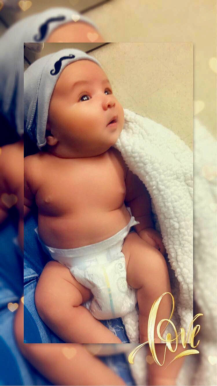 Thiago is registered to the contest to win money with this photo: abdomen, baby, birth, cheek, child, headwear, muscle, person, skin, stomach, toddler