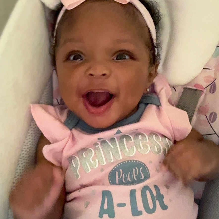 Zora is registered to the contest to win money with this photo: baby, babylaughing, bed, bonnet, clothing, crib, cushion, face, furniture, happy, hat, head, homedecor, infantbed, laughing, newborn, person, photography, portrait, t_shirt