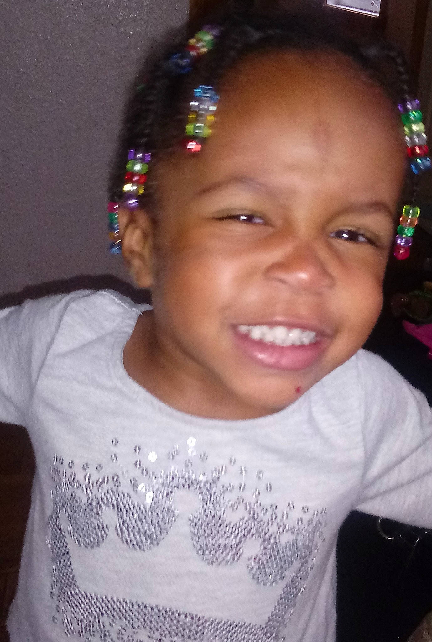 Jamiyah is registered to the contest to win money with this photo: beauty, cheek, child, chin, day, ear, eye, eyebrow, face, fashion_accessory, forehead, girl, hair, hair_accessory, hairstyle, head, joy, nose, person, skin