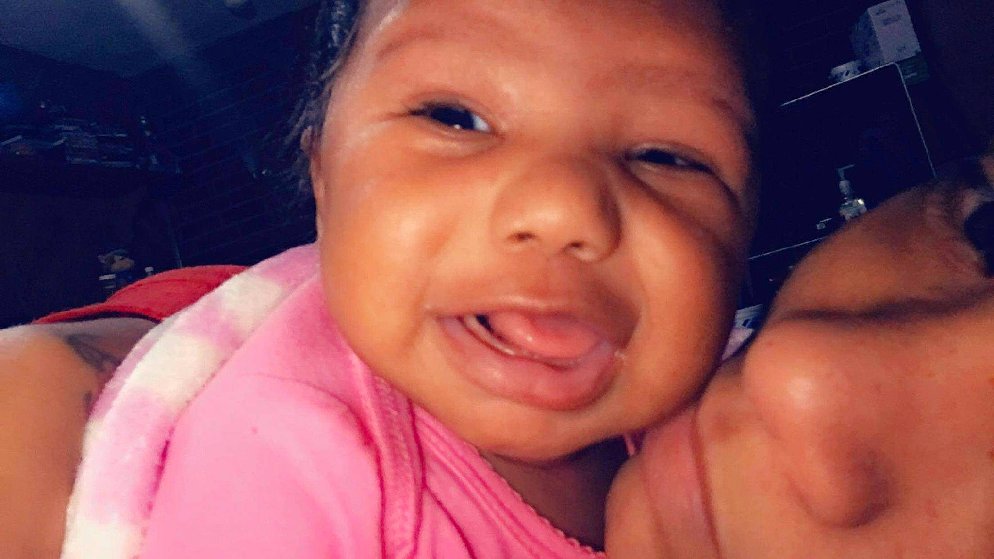 Ali'Onna is registered to the contest to win money with this photo: beauty, cheek, child, chin, close_up, eye, eyebrow, face, facial_expression, forehead, head, jaw, lip, mouth, nose, organ, person, selfie, skin, smile