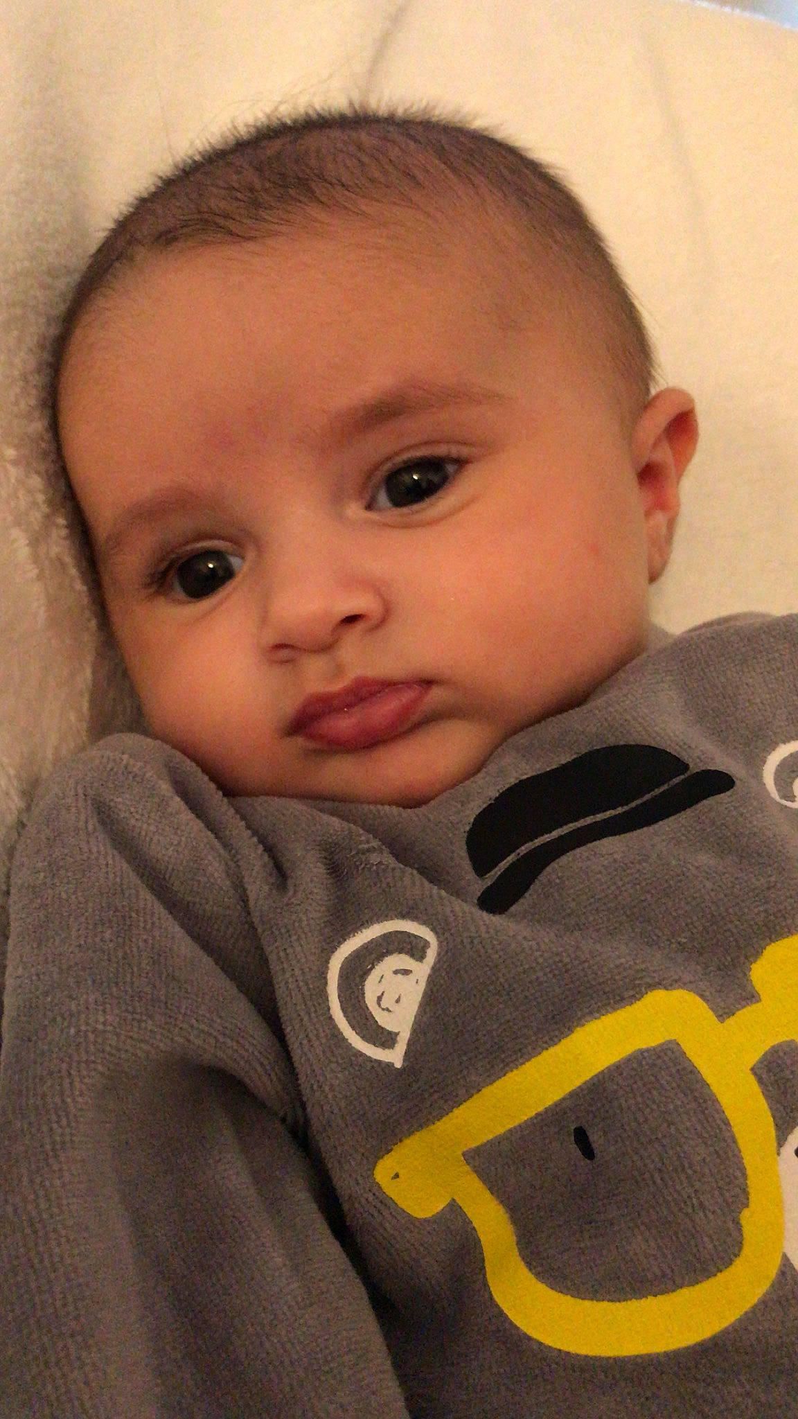 Ezéquiel participe au concours pour gagner de l'argent avec cette photo : baby, cheek, child, chin, ear, eye, eyebrow, face, forehead, head, iris, lip, nose, person, skin, smile, toddler