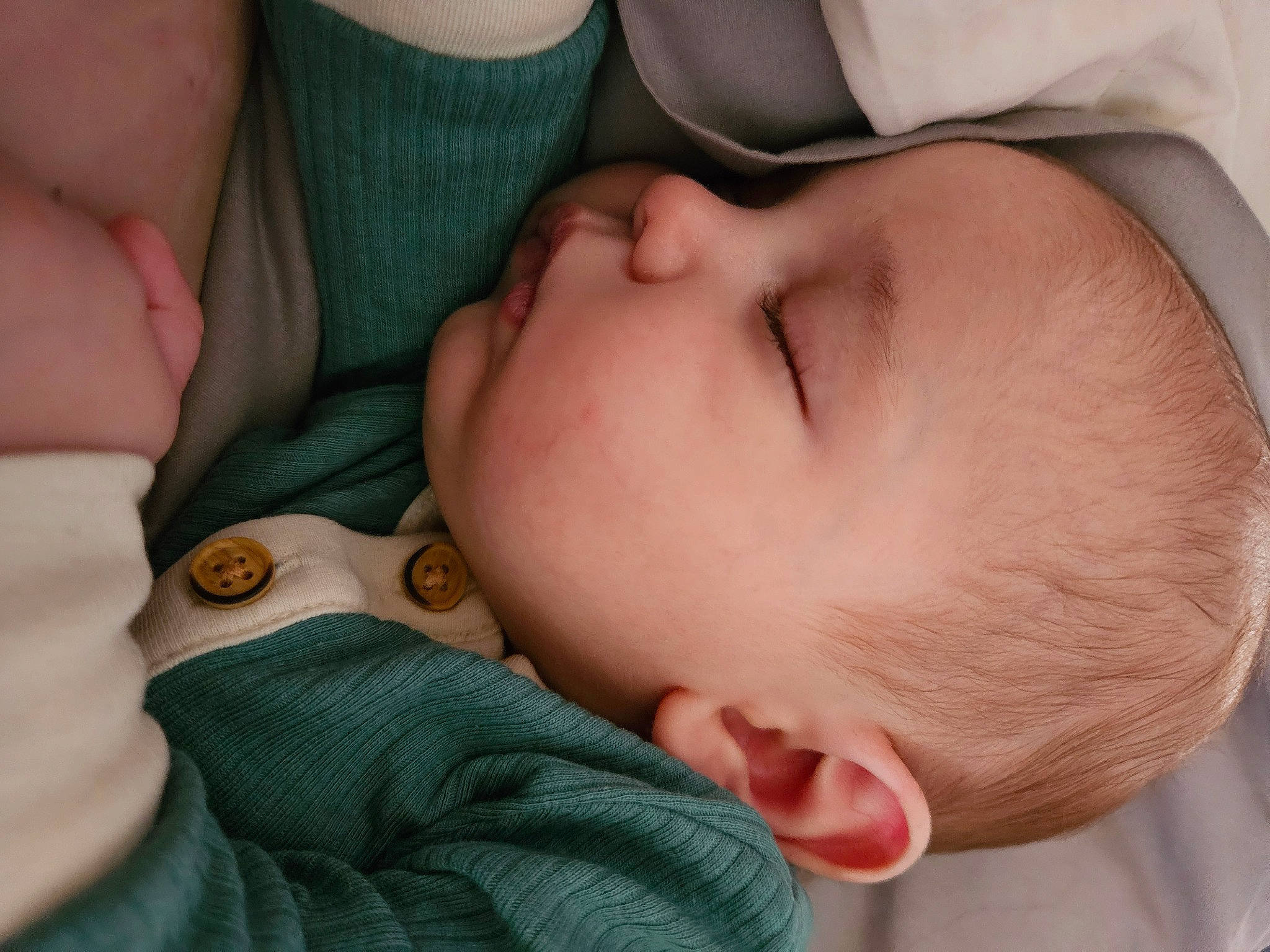 Michael is registered to the contest to win money with this photo: baby, baby_sleeping, baby_toddler_clothing, cheek, child, chin, comfort, eyelash, facial_expression, finger, gesture, hand, head, iris, mammal, mouth, nose, person, product, skin