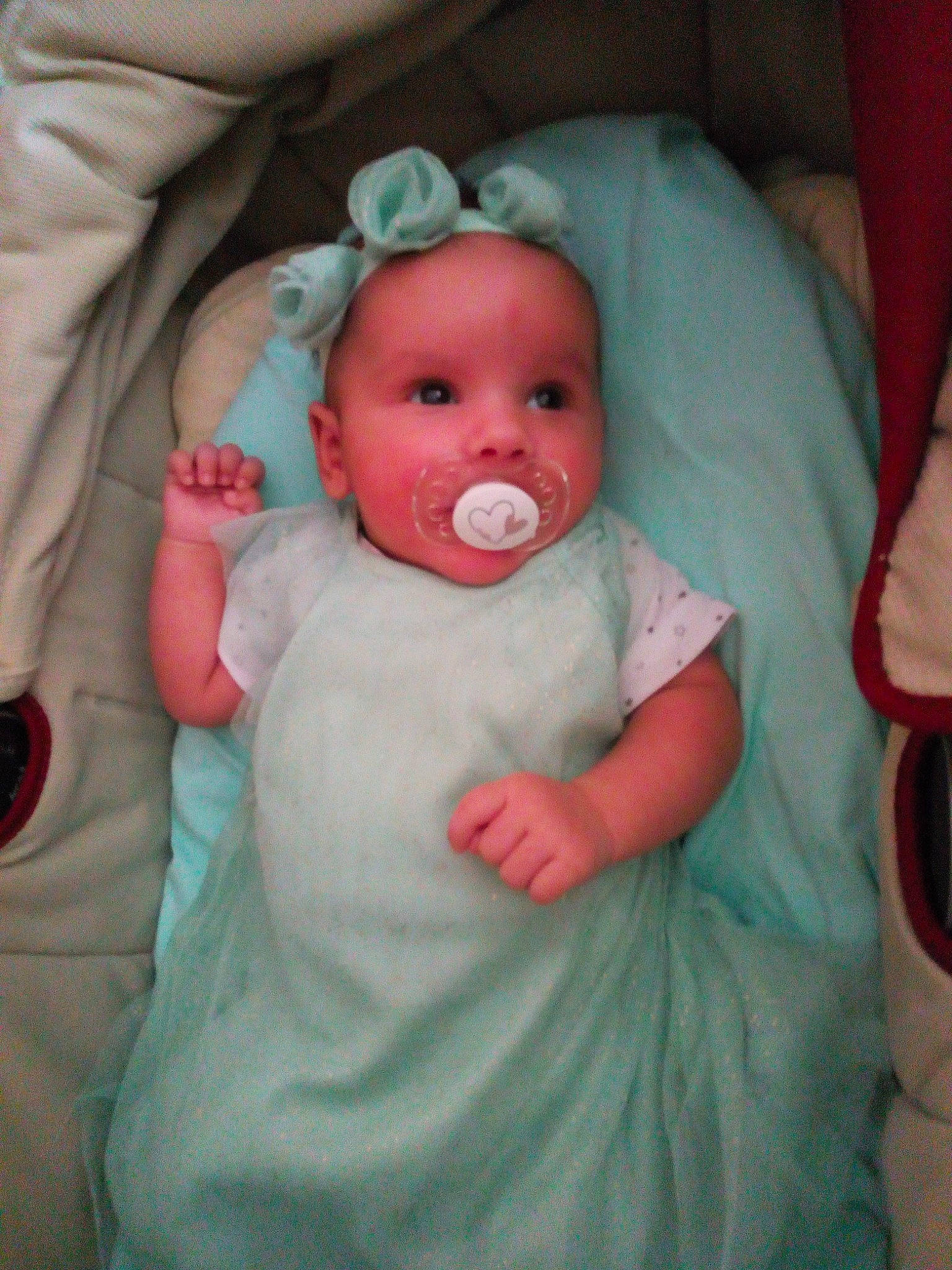 Mandy a rejoint le concours — aidez-le/la à gagner de superbes lots ! baby, baby_products, cheek, child, head, person, pink, product, skin, toddler