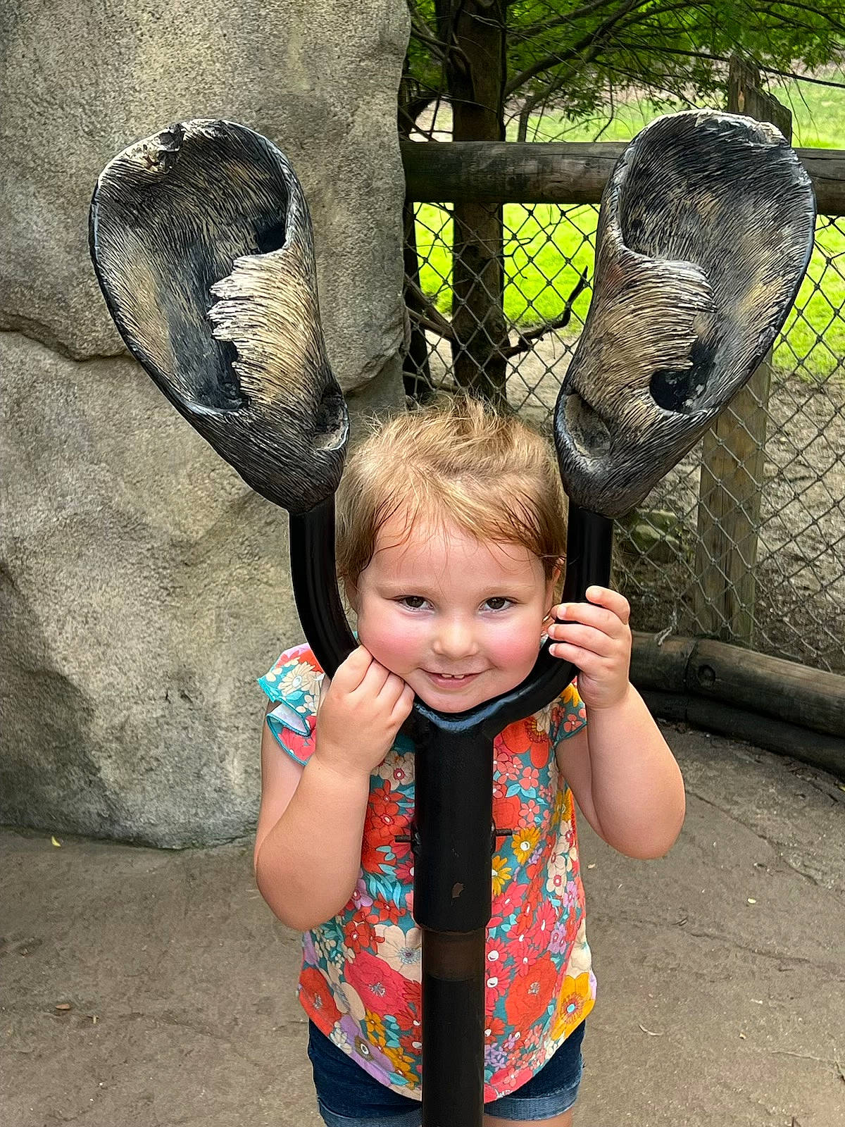 Evie joined the competition — help win amazing prizes! adaptation, baby_toddler_clothing, beauty, child, finger, fun, gesture, happy, human, human_body, joy, leisure, people, person, recreation, rock, smile, standing, temple, terrestrial_animal