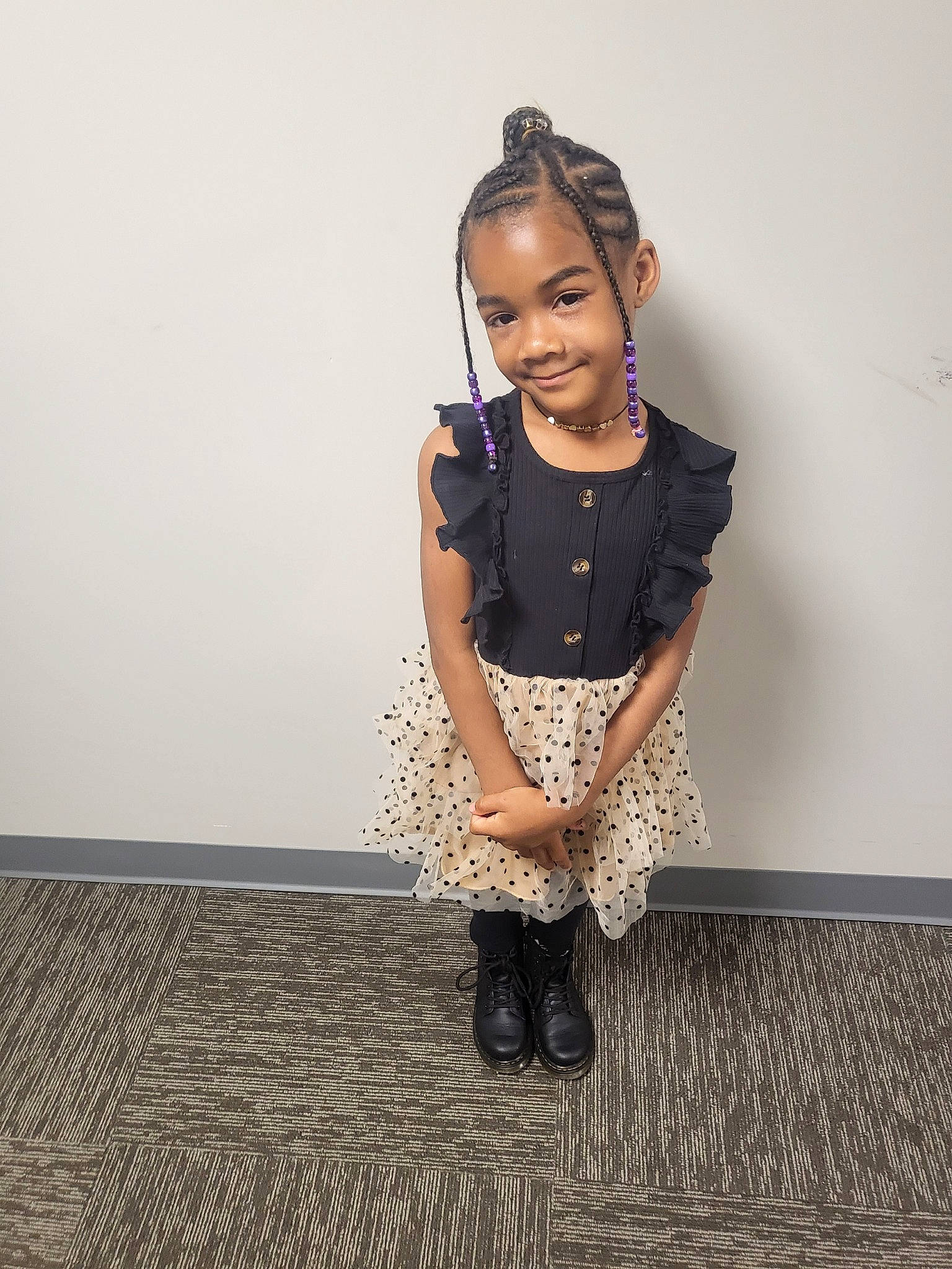 Alaya is registered to the contest to win money with this photo: day_dress, electric_blue, fashion_accessory, fashion_design, flash_photography, flooring, formal_wear, hairstyle, happy, headpiece, human_leg, jewellery, joy, knee, necklace, pattern, person, sleeve, toddler, visual_arts